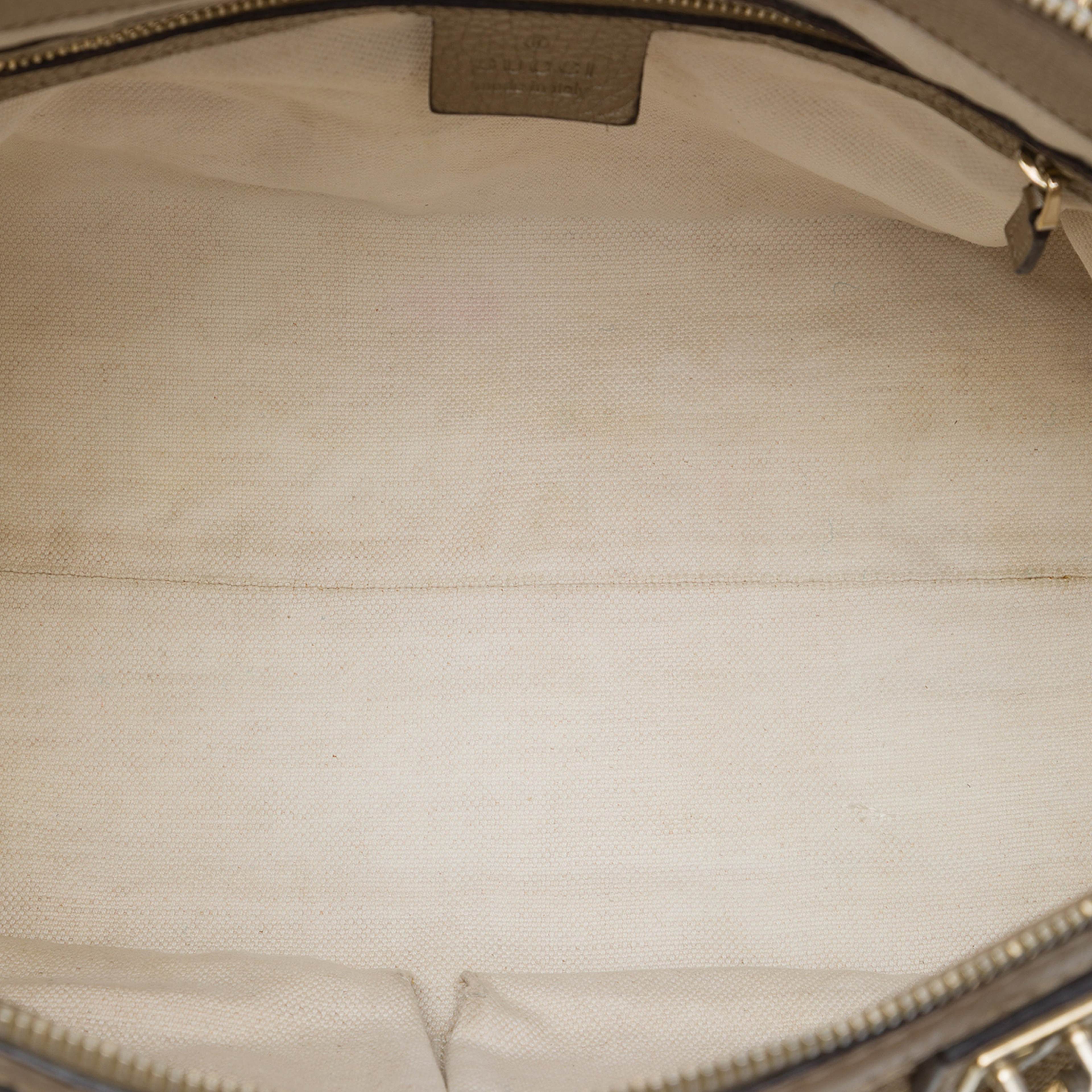 Gucci Gg Canvas Bella Satchel, från Luxclusif, i färgen beige. Klicka för att öppna bilden i stort format