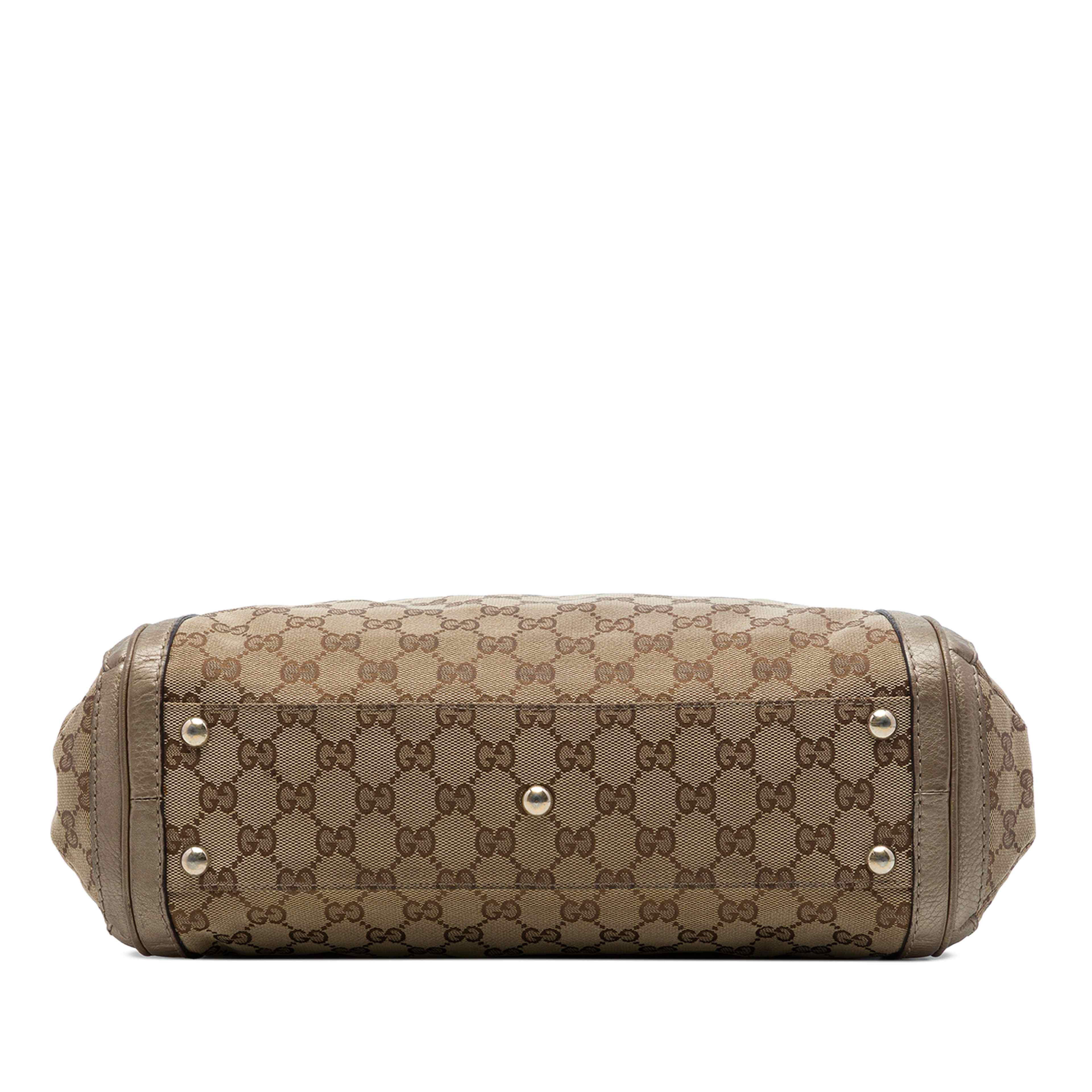 Gucci Gg Canvas Bella Satchel, från Luxclusif, i färgen beige. Klicka för att öppna bilden i stort format