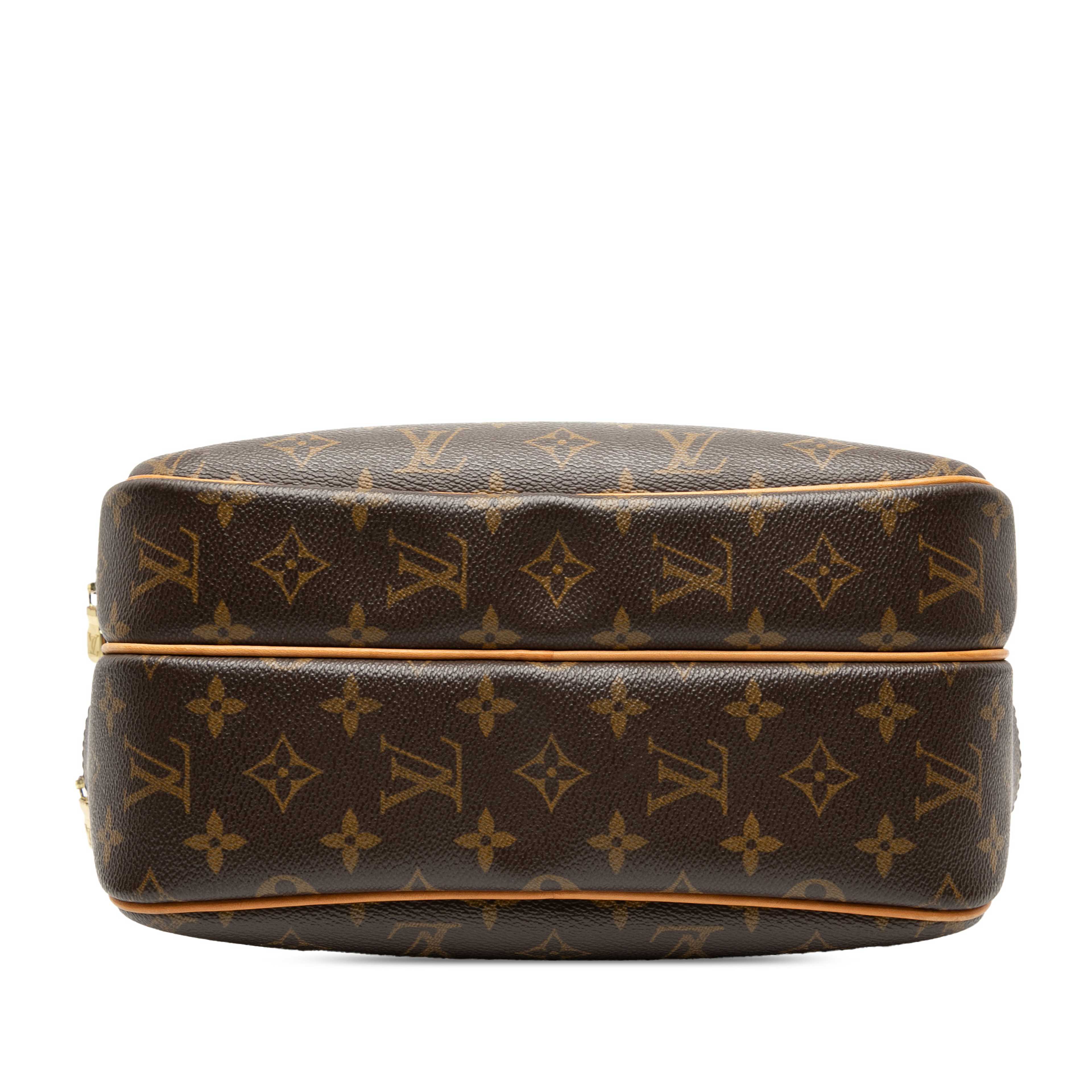 Louis Vuitton Monogram Reporter Pm, från Luxclusif, i färgen brun. Klicka för att öppna bilden i stort format