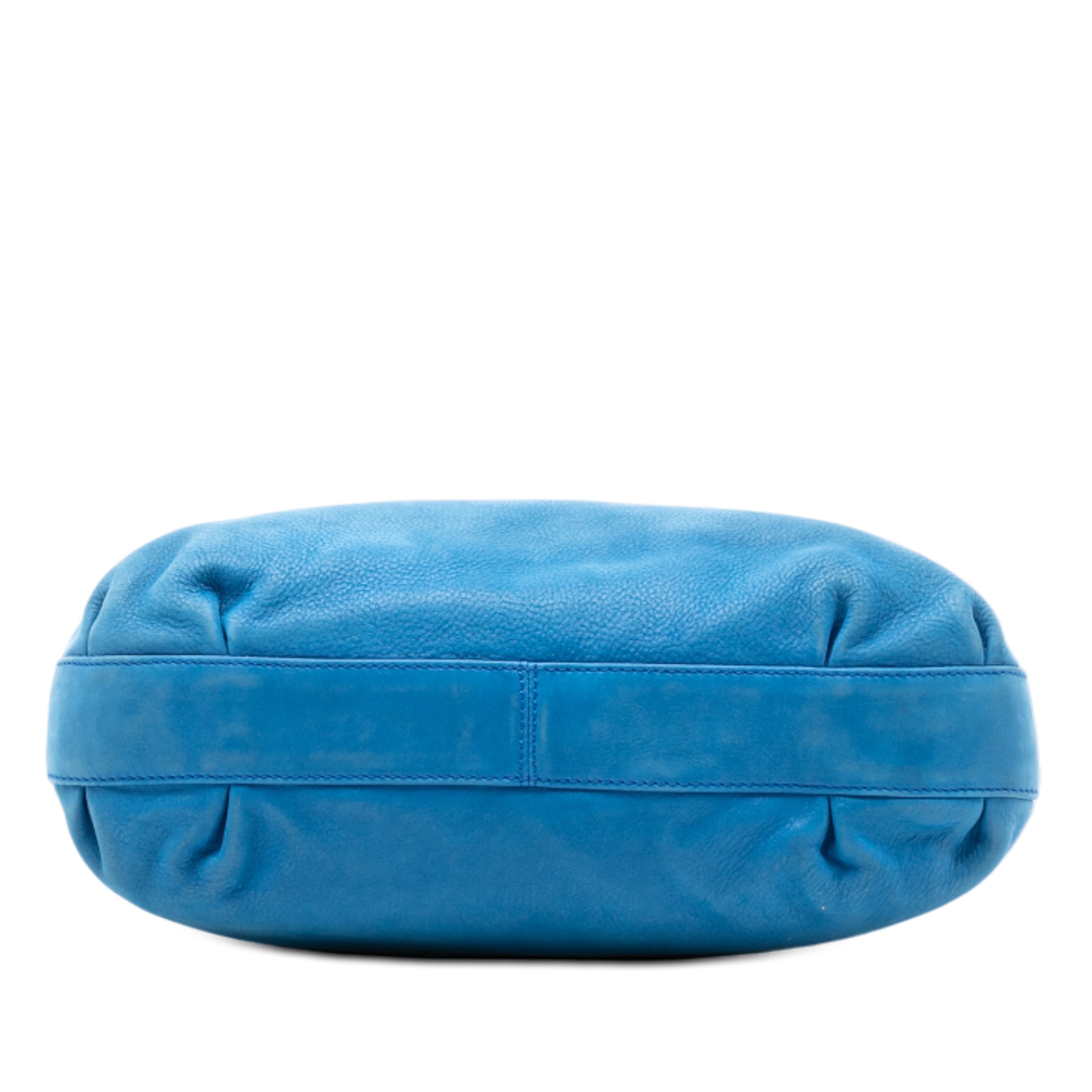 Fendi Nubuck Ff Chains Tote, från Luxclusif, i färgen blue. Klicka för att öppna bilden i stort format