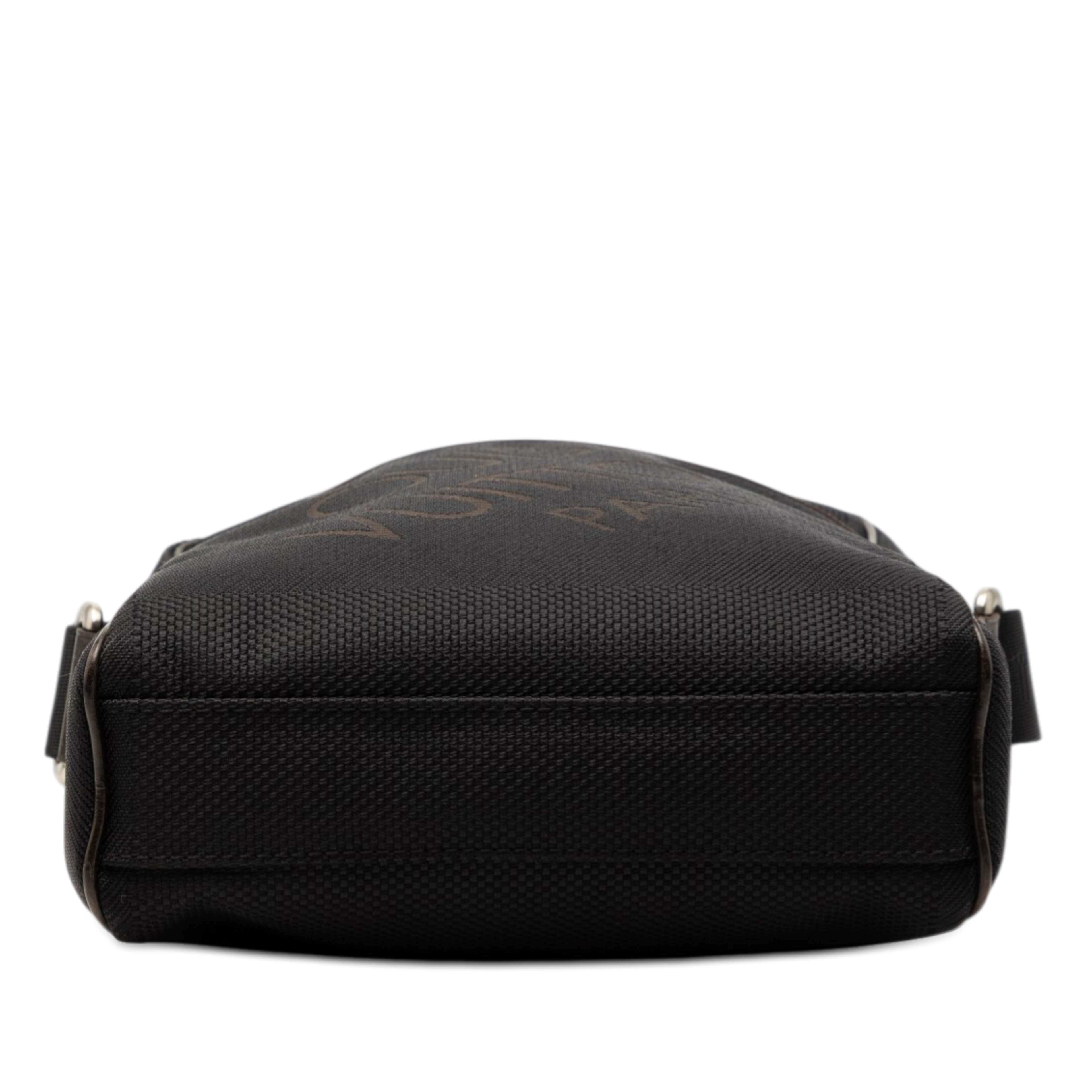 Louis Vuitton Damier Geant Citadin, från Luxclusif, i färgen black. Klicka för att öppna bilden i stort format