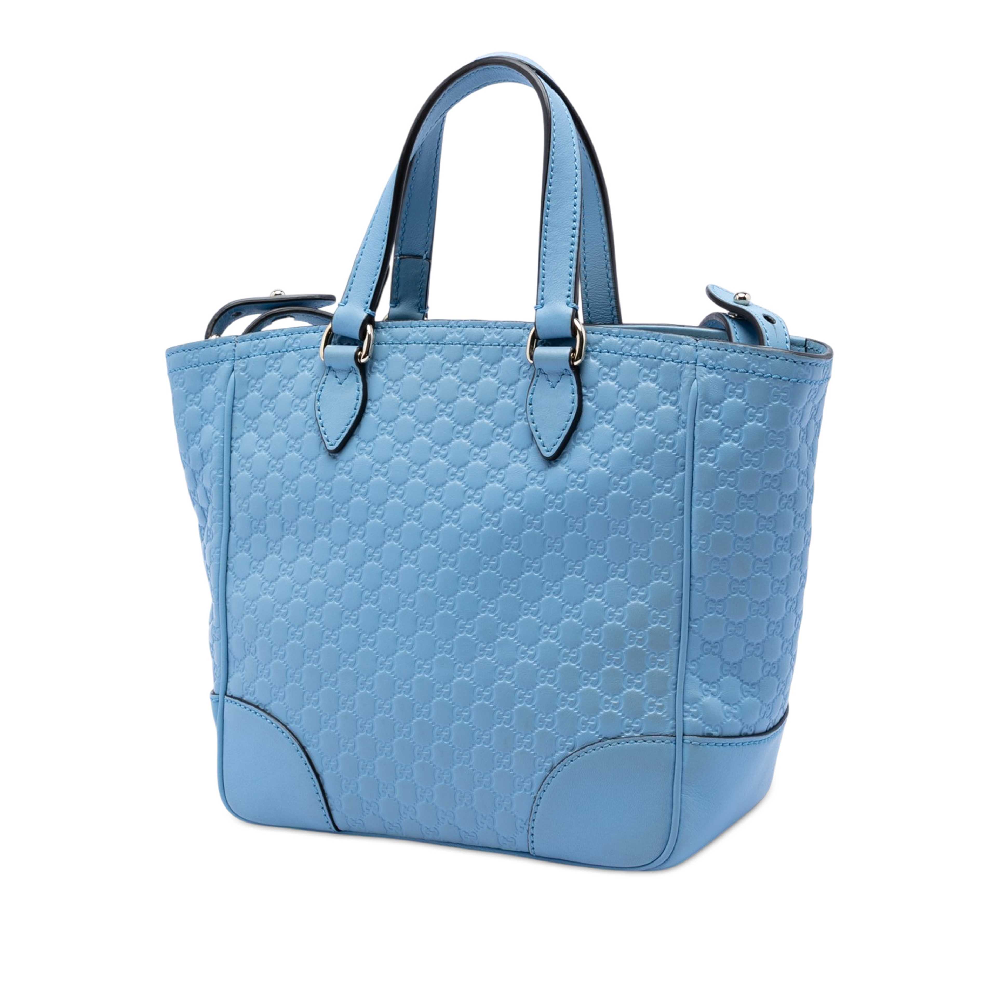 Gucci Small Microguccissima Bree Satchel, från Luxclusif, i färgen light blue. Klicka för att öppna bilden i stort format