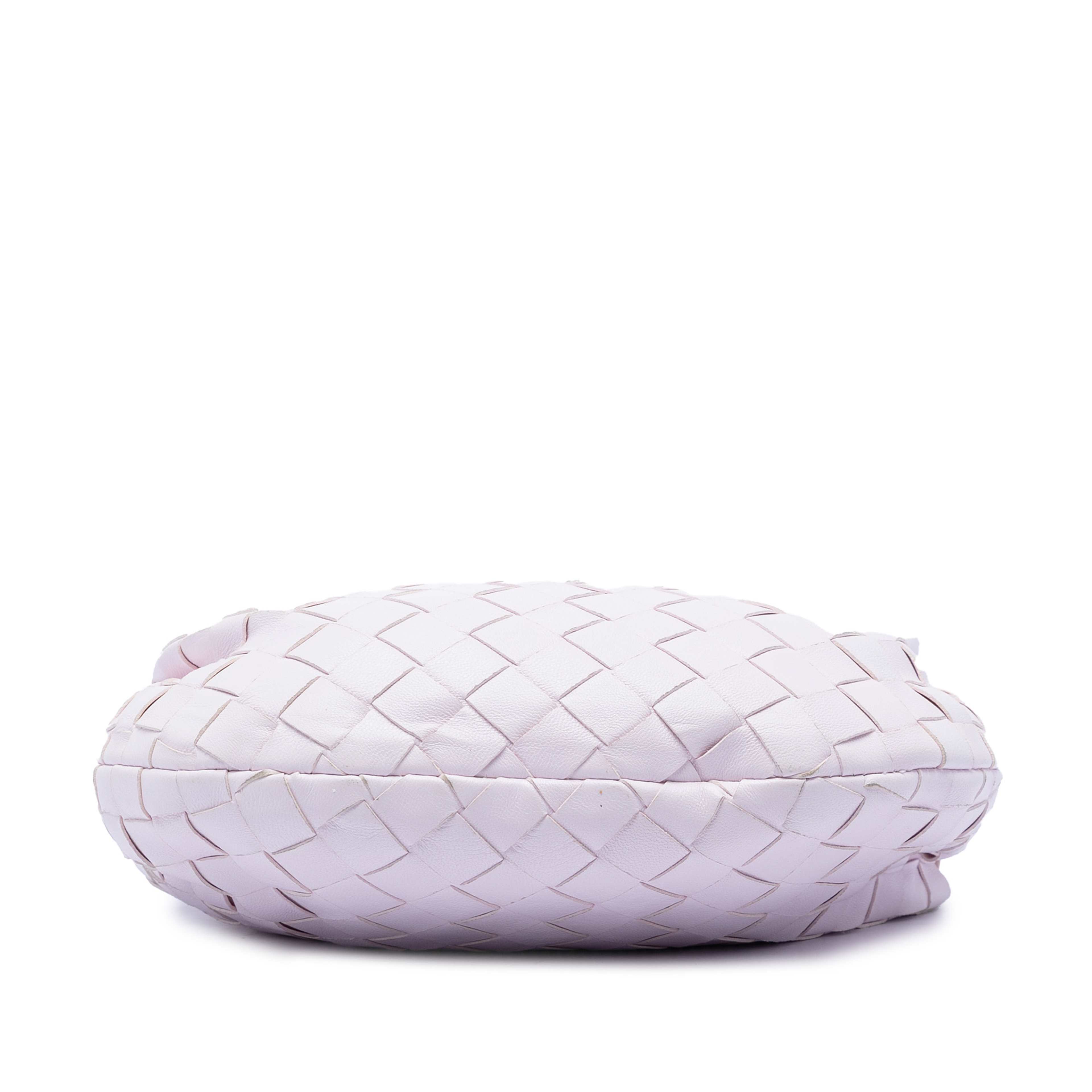 Bottega Veneta Mini Nappa Intrecciato Jodie, från Luxclusif, i färgen rosa. Klicka för att öppna bilden i stort format
