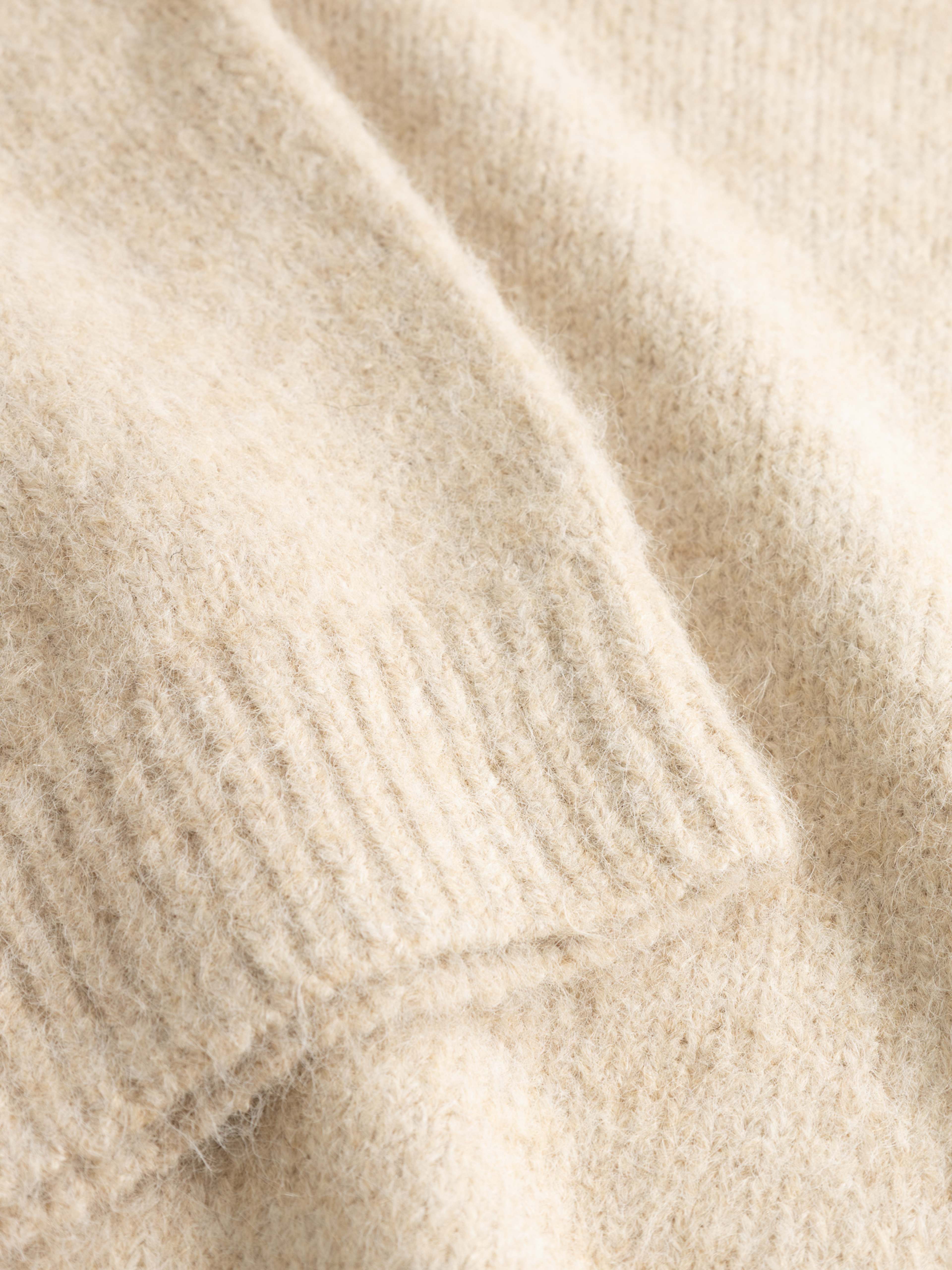 N-mavi Knit - Beige, från Noella, i färgen beige. Klicka för att öppna bilden i stort format
