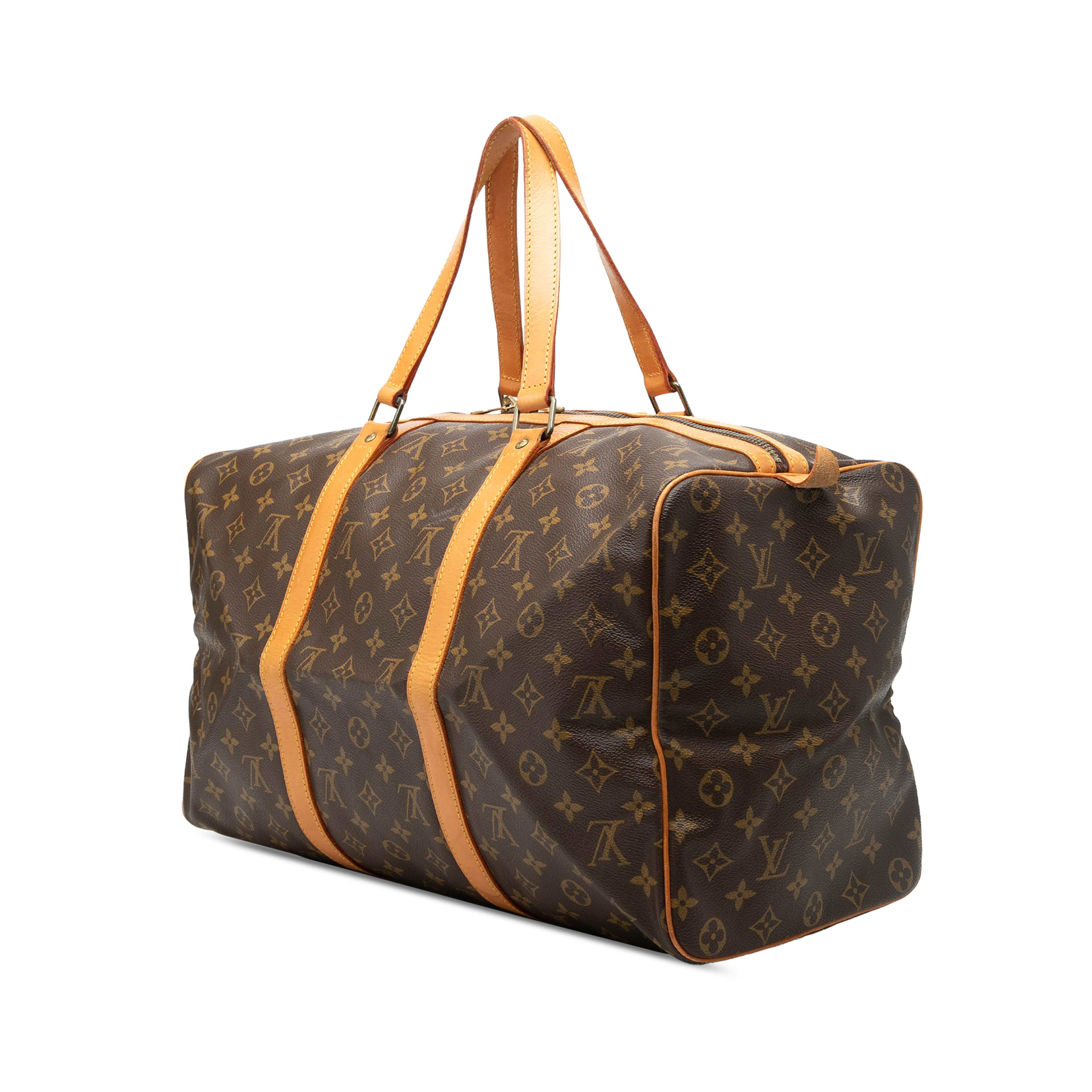 Louis Vuitton Monogram Sac Souple 45, från Luxclusif, i färgen brown. Klicka för att öppna bilden i stort format