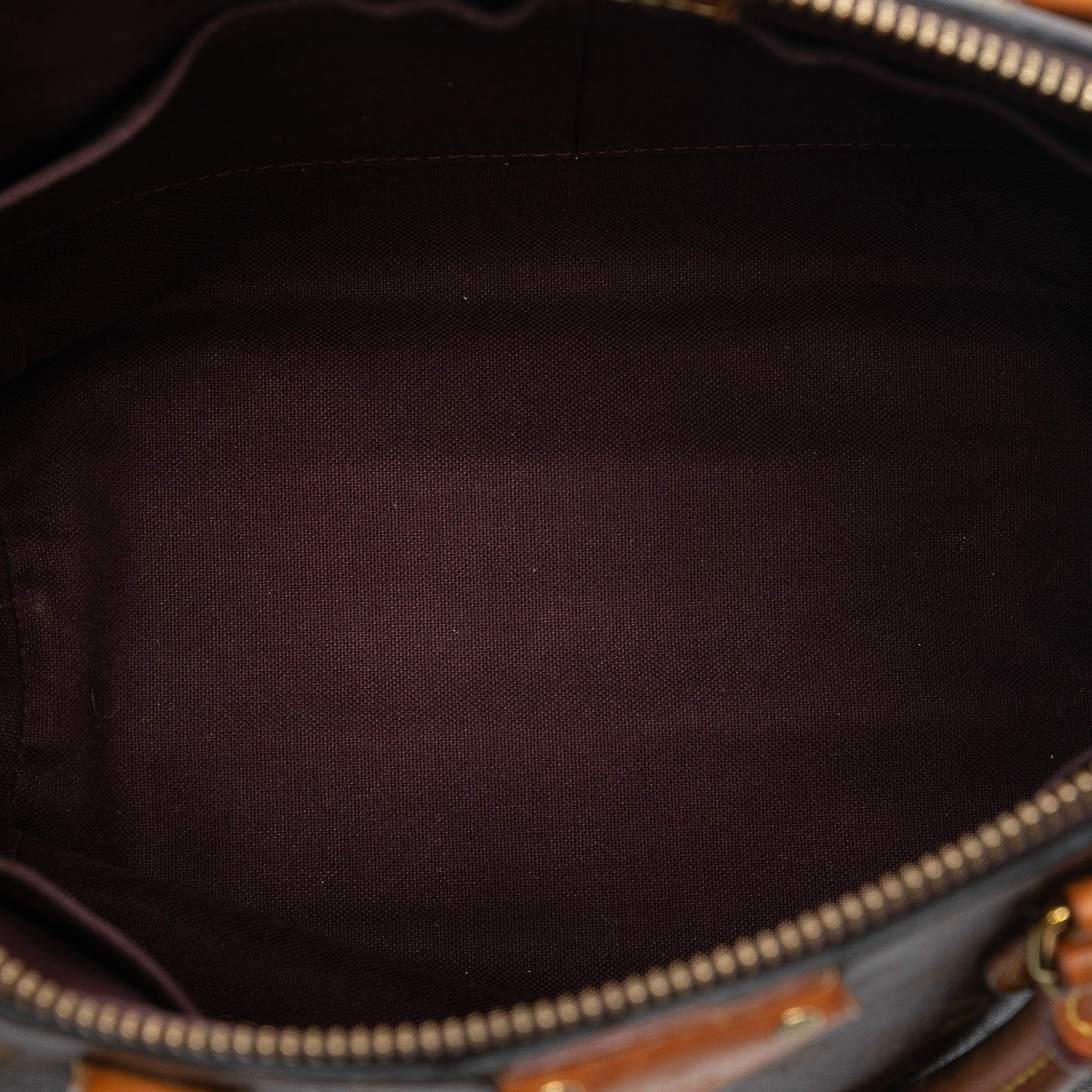 Louis Vuitton Monogram Turenne Pm, från Luxclusif, i färgen brown. Klicka för att öppna bilden i stort format