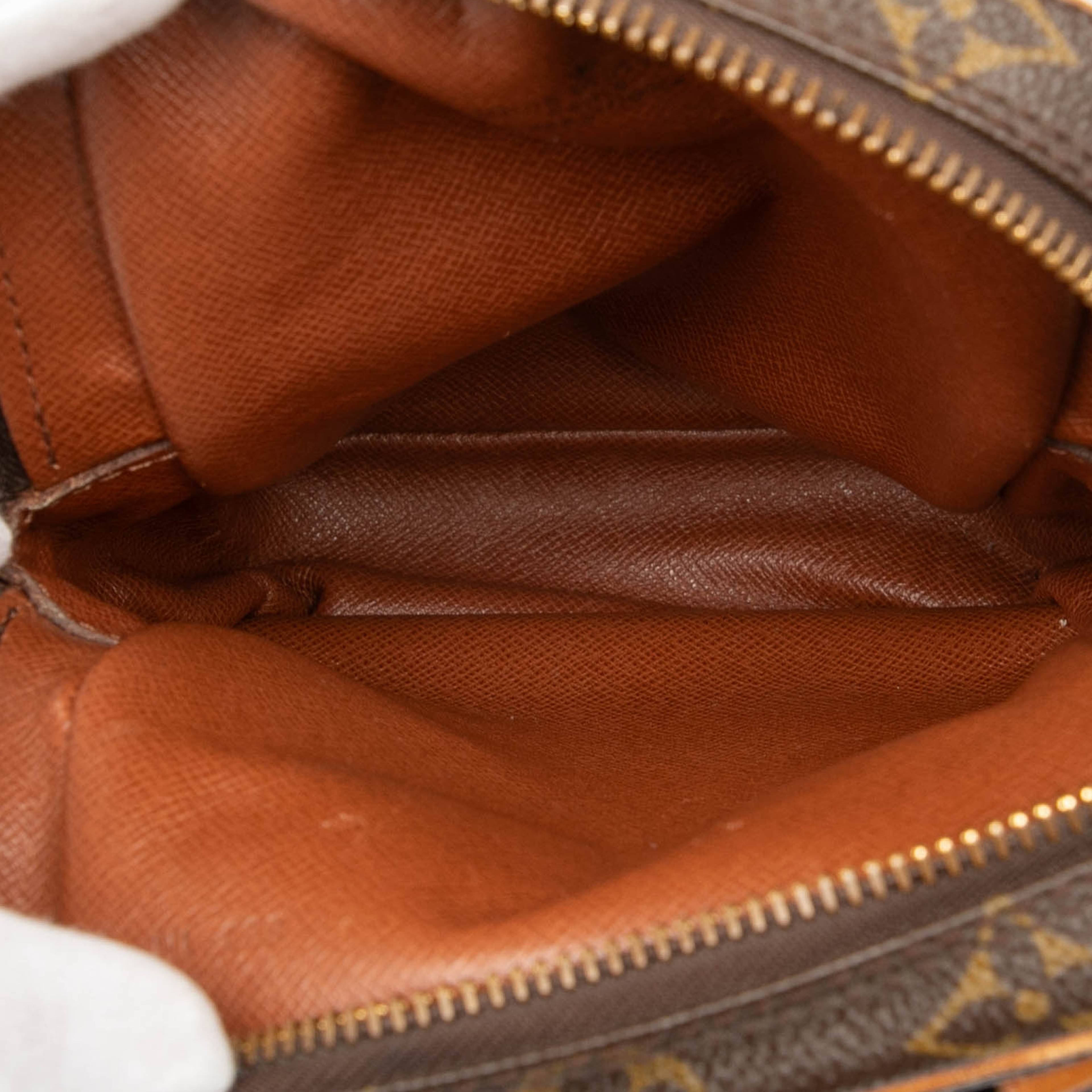 Louis Vuitton Monogram Mini Amazone, från Luxclusif, i färgen brown. Klicka för att öppna bilden i stort format