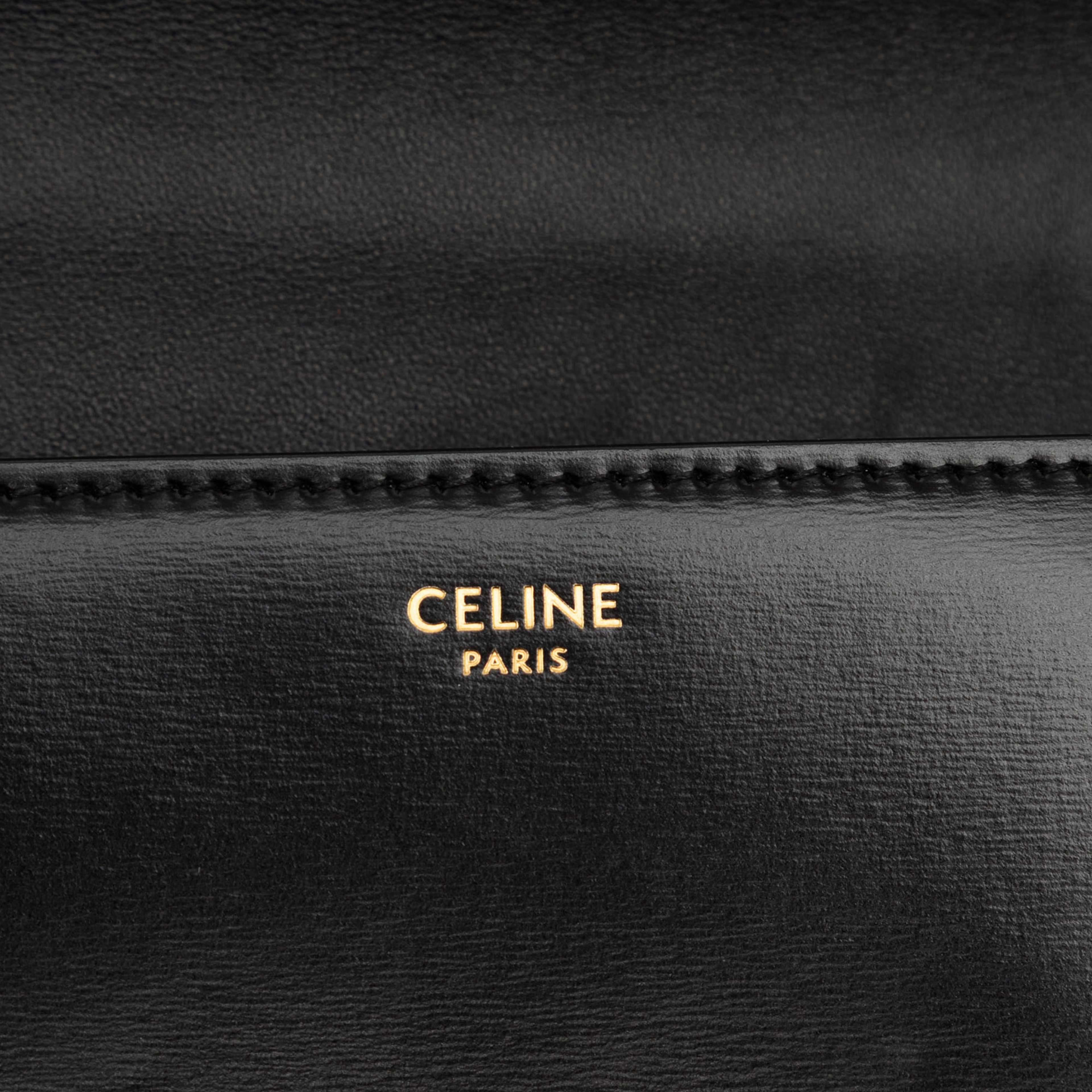 Celine Shiny Calfskin Claude Chain Shoulder Bag, från Luxclusif, i färgen black. Klicka för att öppna bilden i stort format