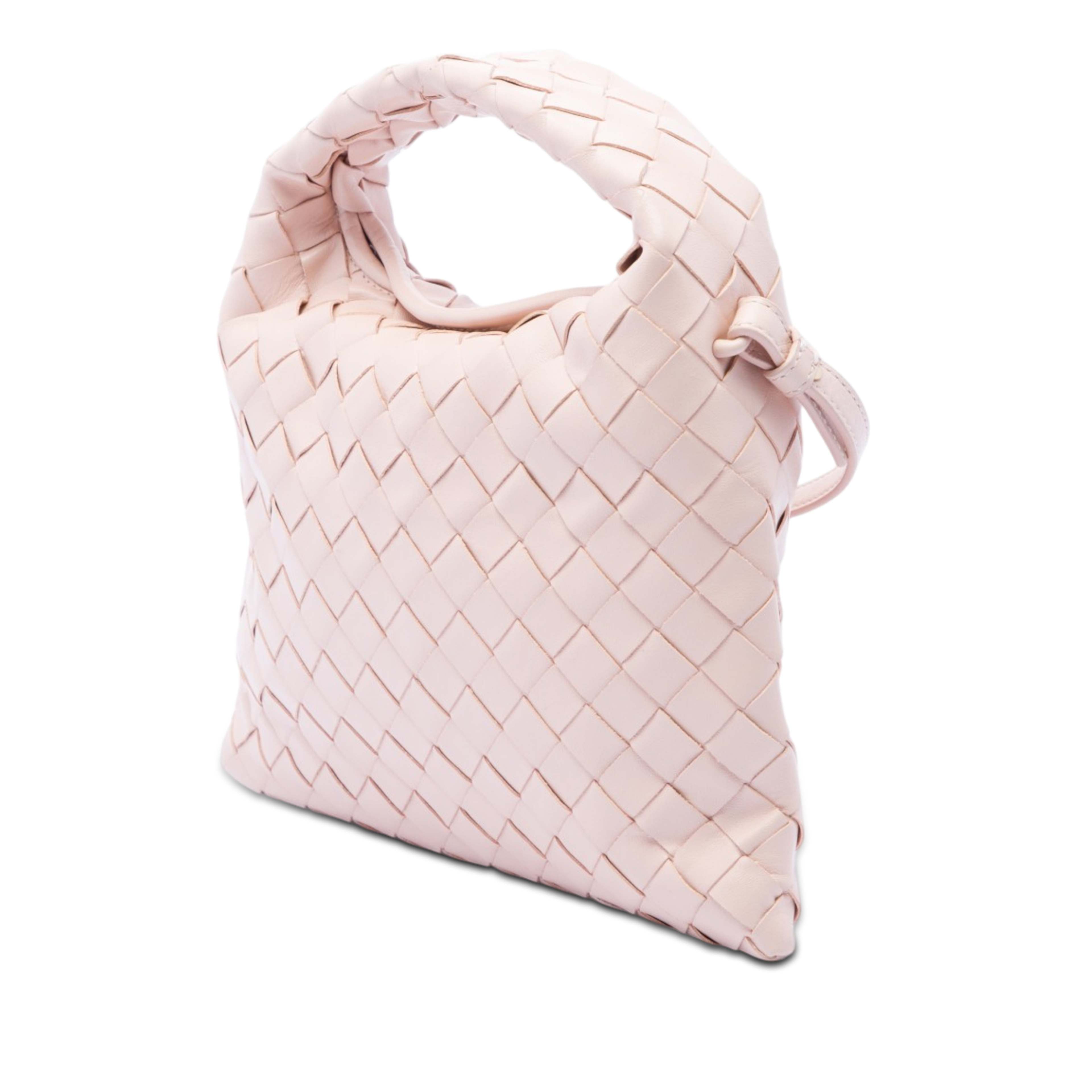 Bottega Veneta Mini Calfskin Intrecciato Hop Satchel, från Luxclusif, i färgen rosa. Klicka för att öppna bilden i stort format