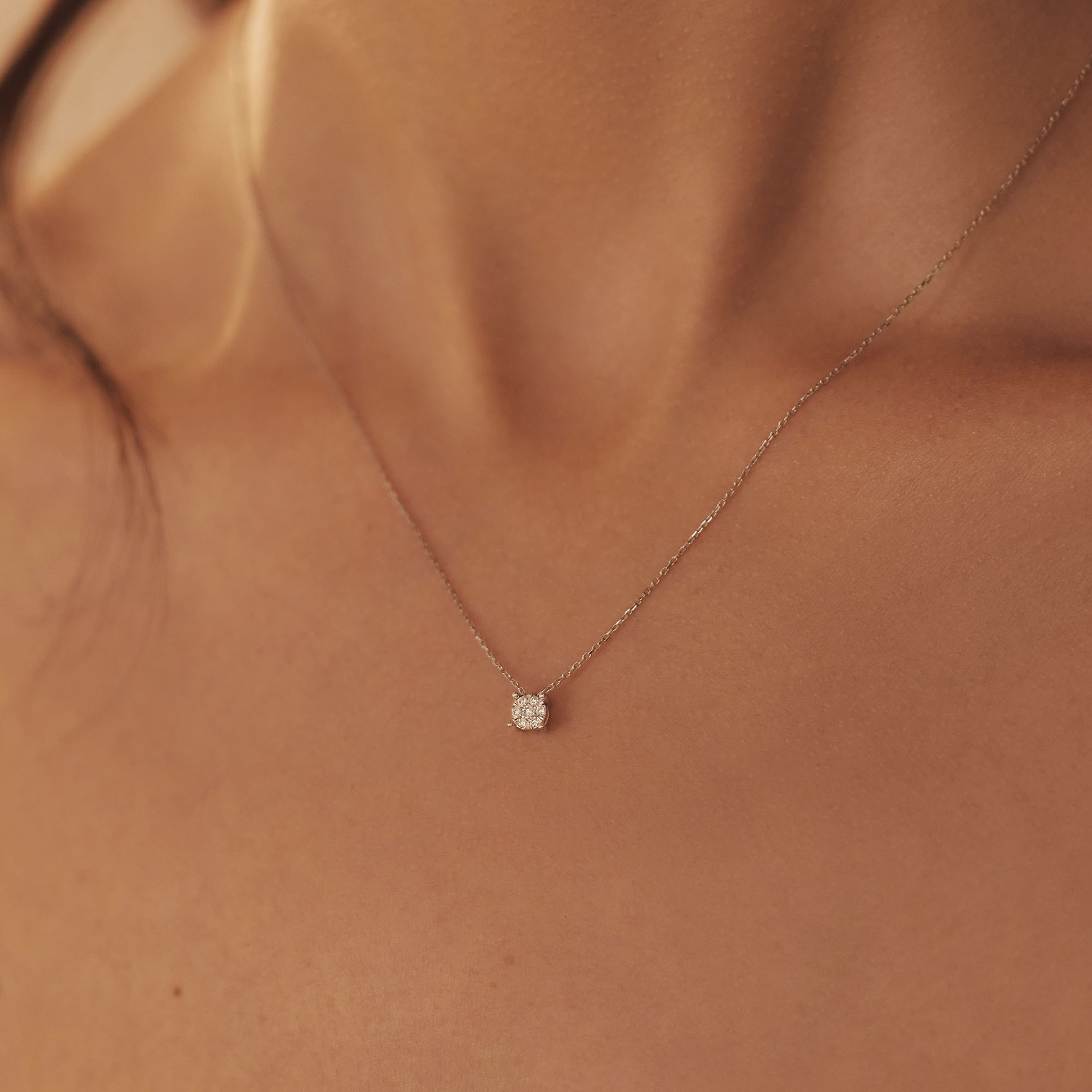 De La Paix Vitt Guld Halsband