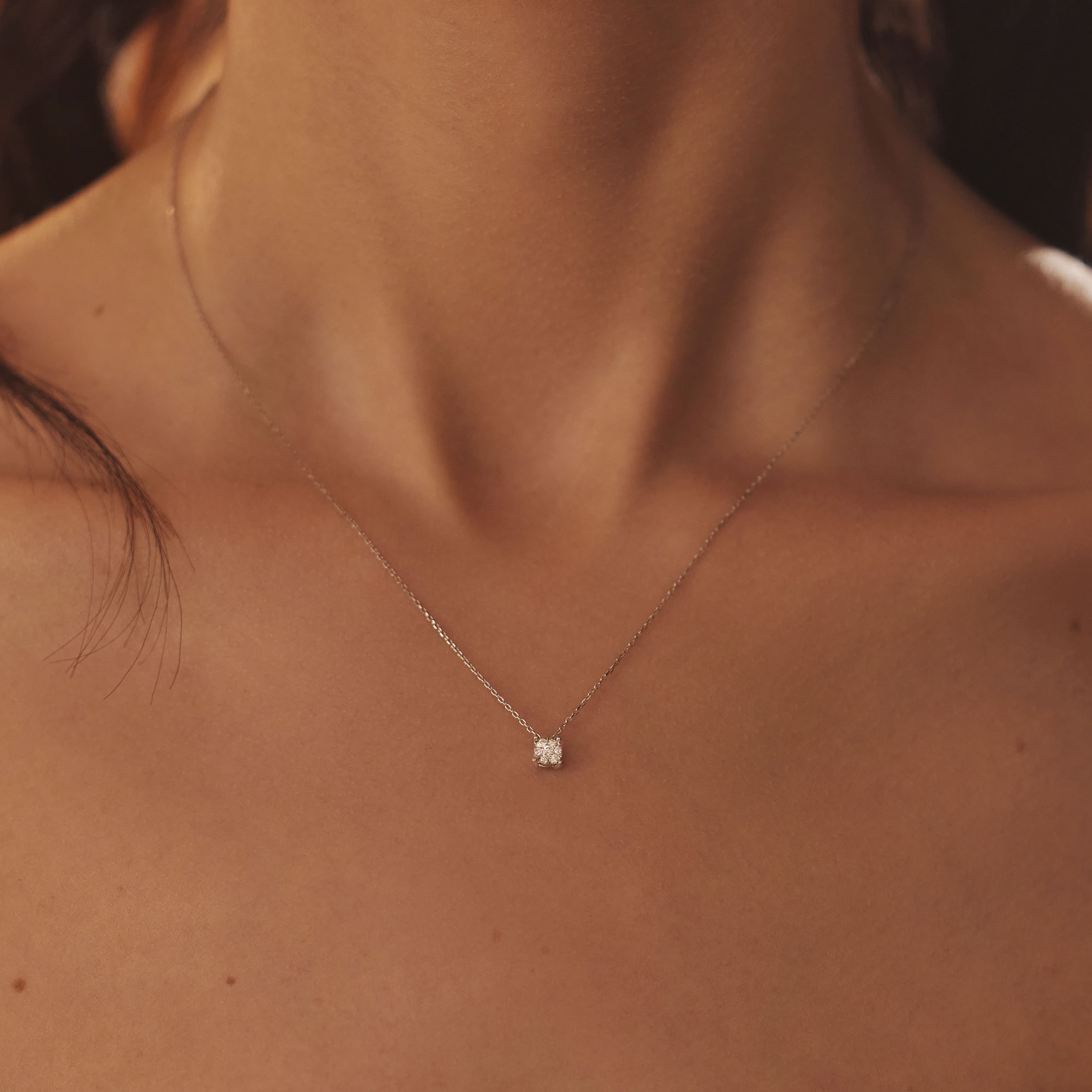 De La Paix Vitt Guld Halsband