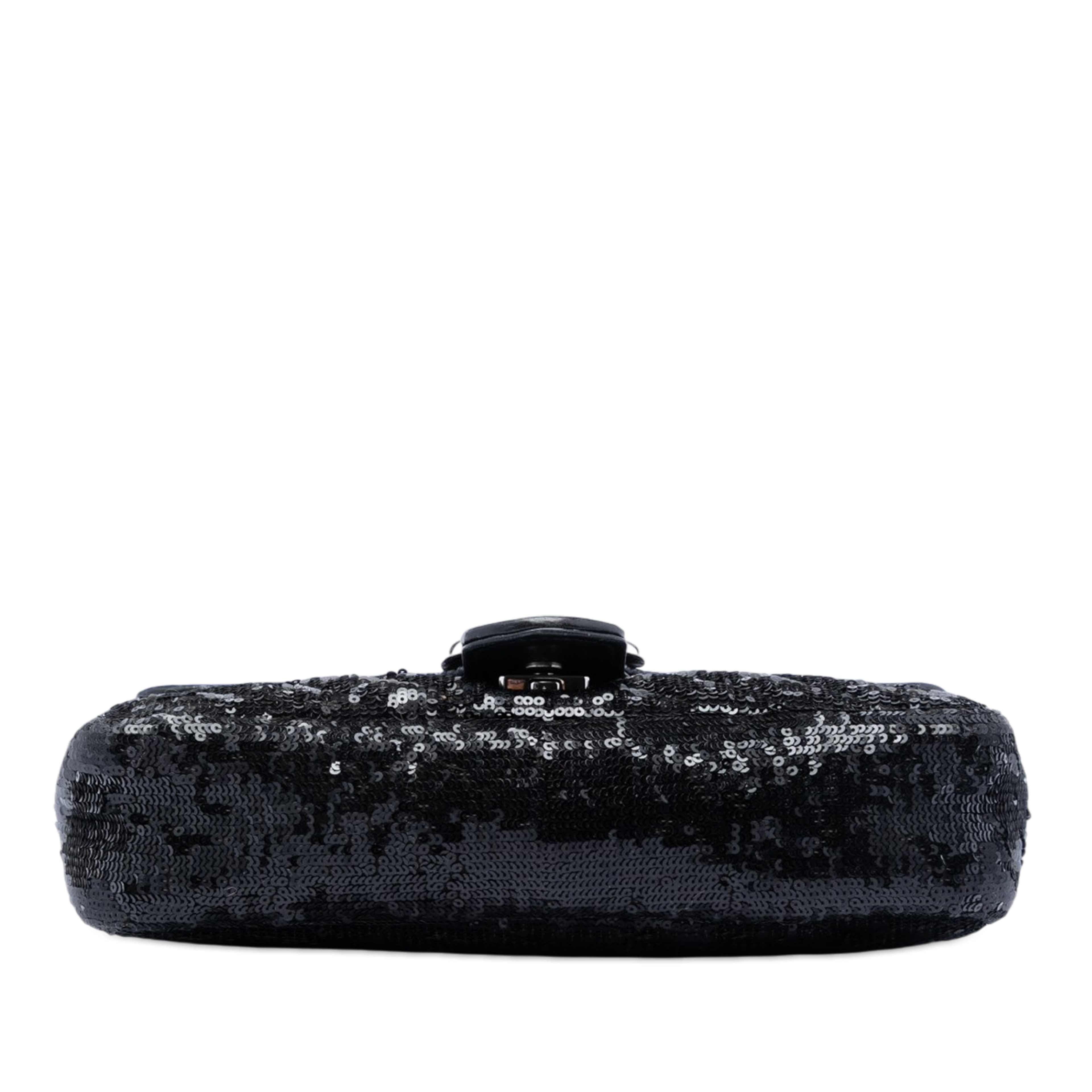 Gucci Medium Gg Marmont Matelasse Sequin And Leather Shoulder Bag, från Luxclusif, i färgen black. Klicka för att öppna bilden i stort format