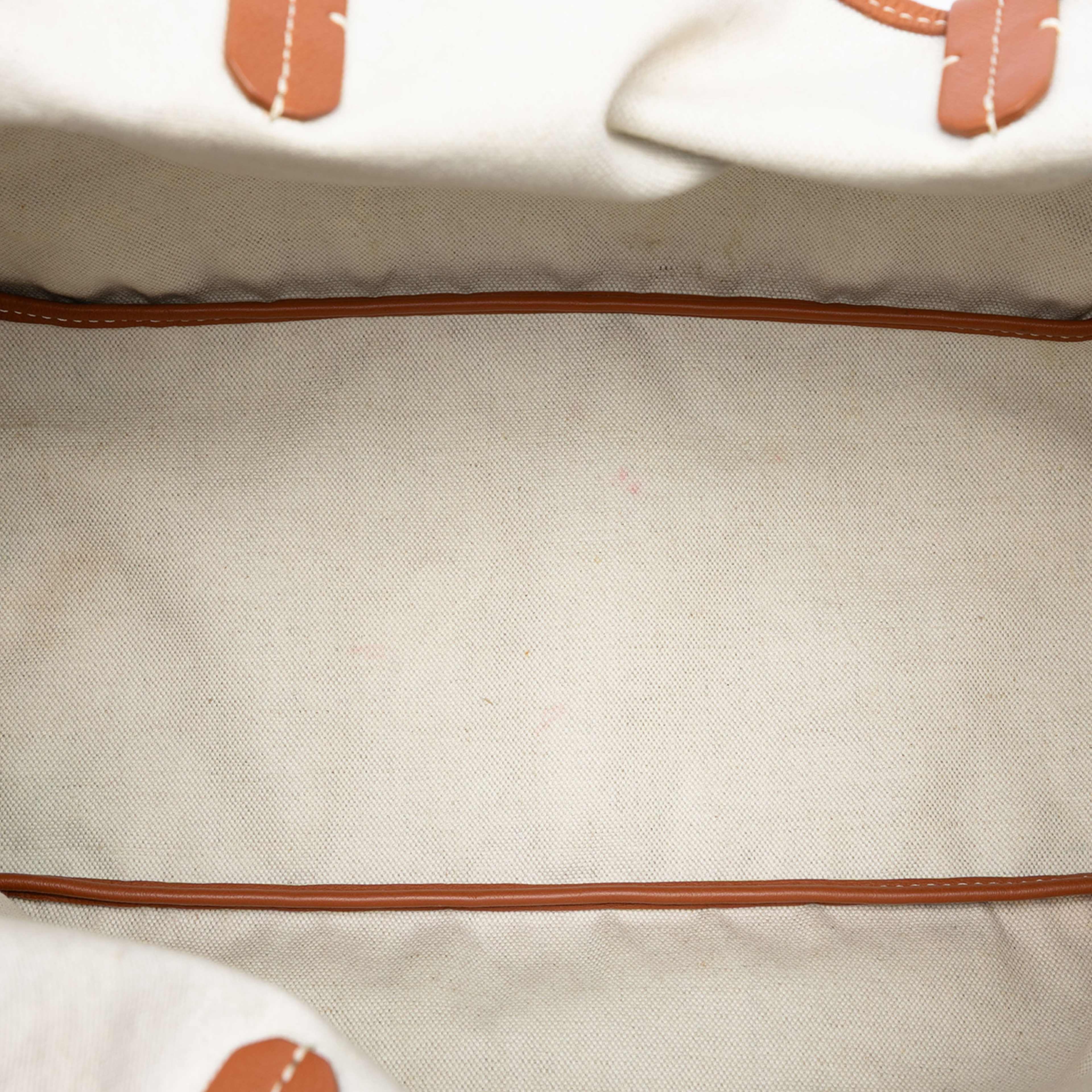 Goyard Goyardine Saint Louis Pm, från Luxclusif, i färgen black. Klicka för att öppna bilden i stort format