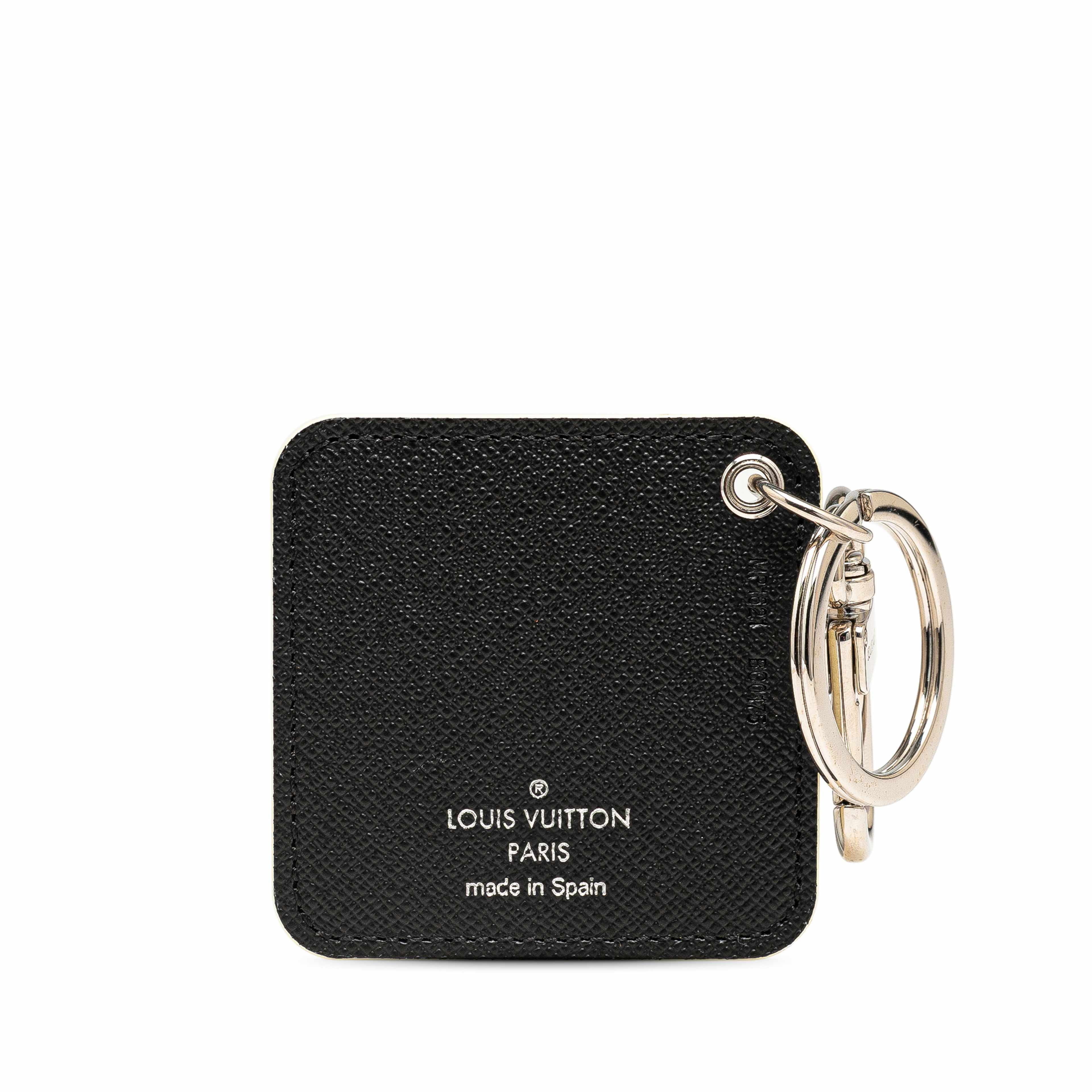 Louis Vuitton Christopher Nemeth Damier Graphite Rope Key Holder Bag Charm, från Luxclusif, i färgen black.