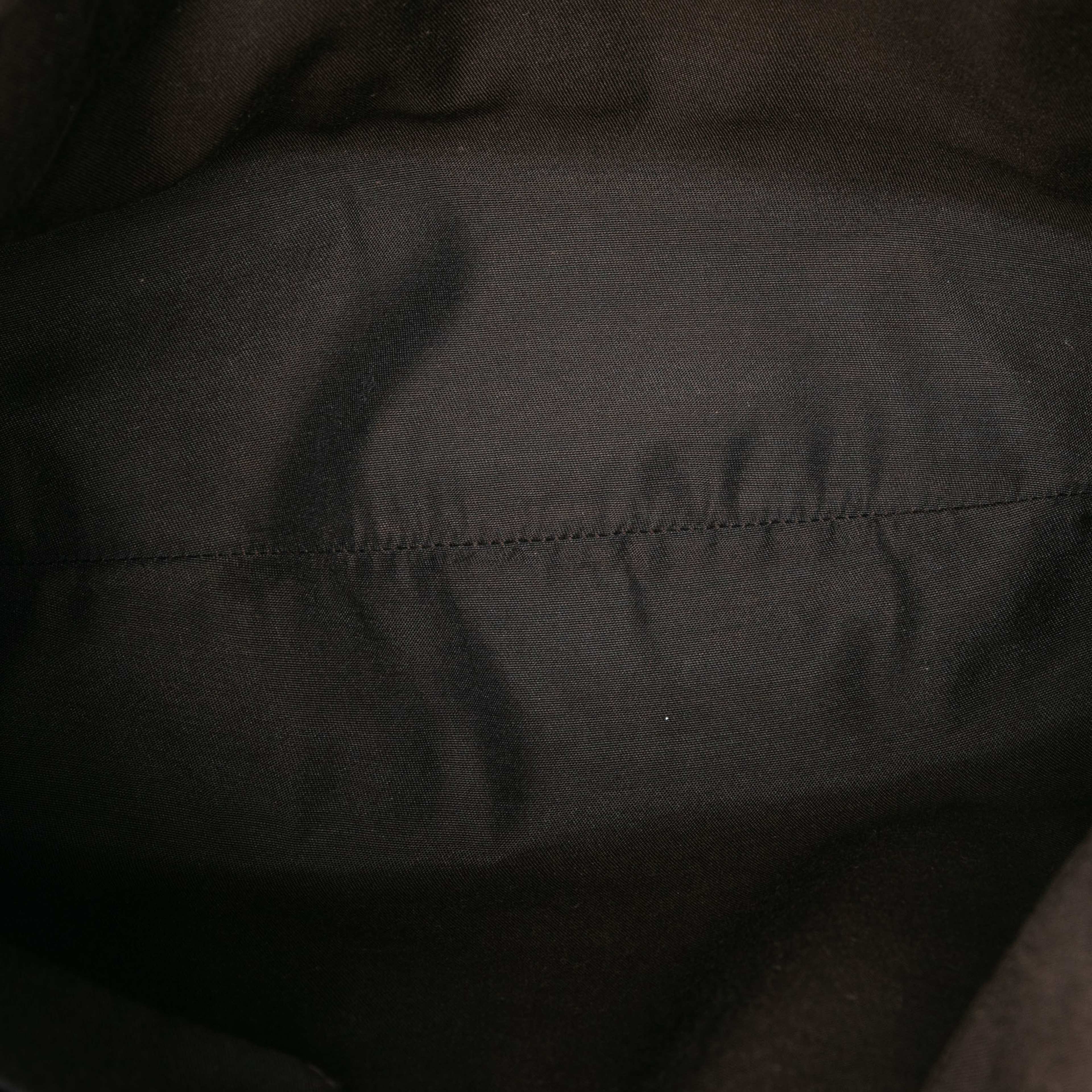 Gucci Leather Abbey D Ring Satchel, från Luxclusif, i färgen light brown. Klicka för att öppna bilden i stort format