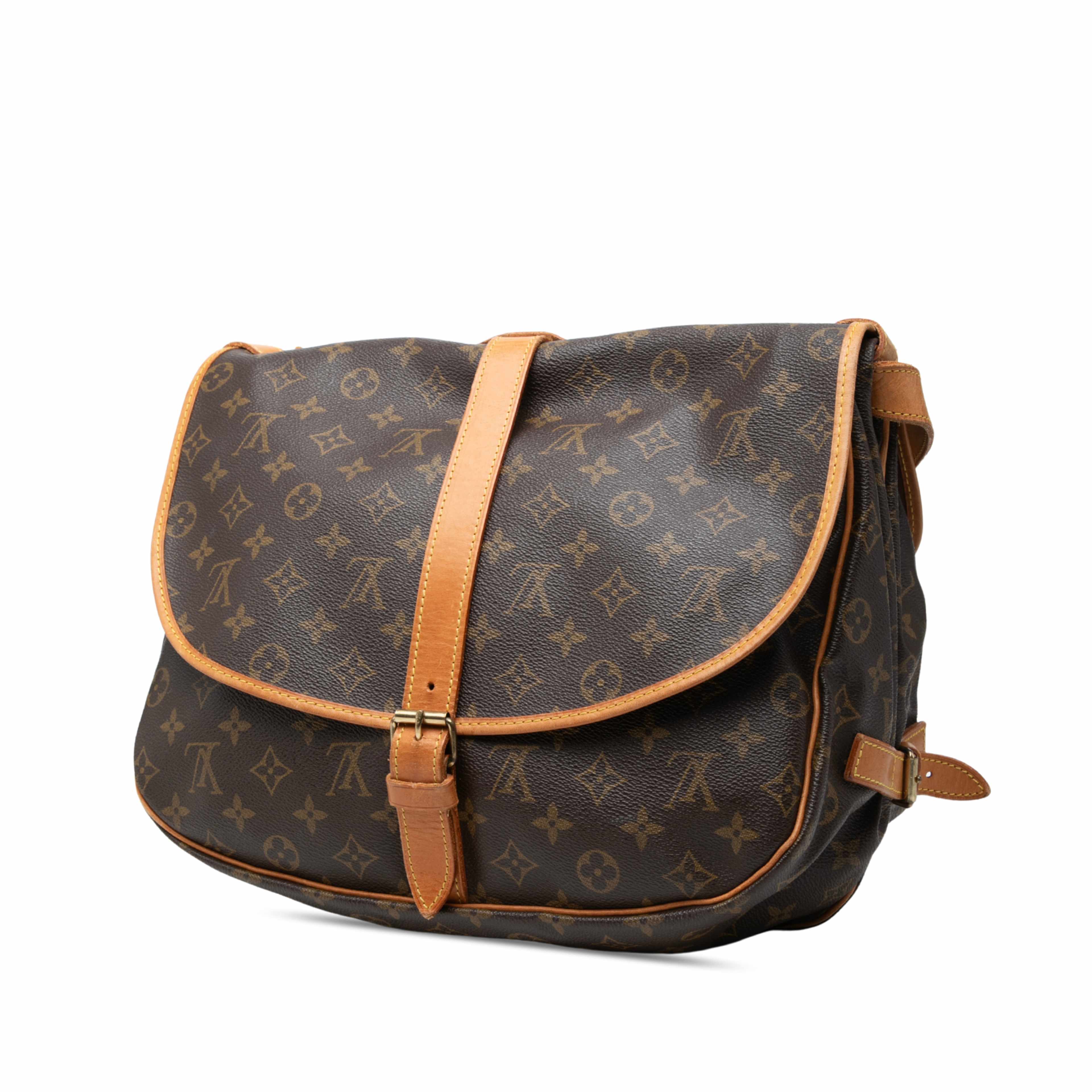Louis Vuitton Monogram Saumur 35, från Luxclusif, i färgen brun. Klicka för att öppna bilden i stort format