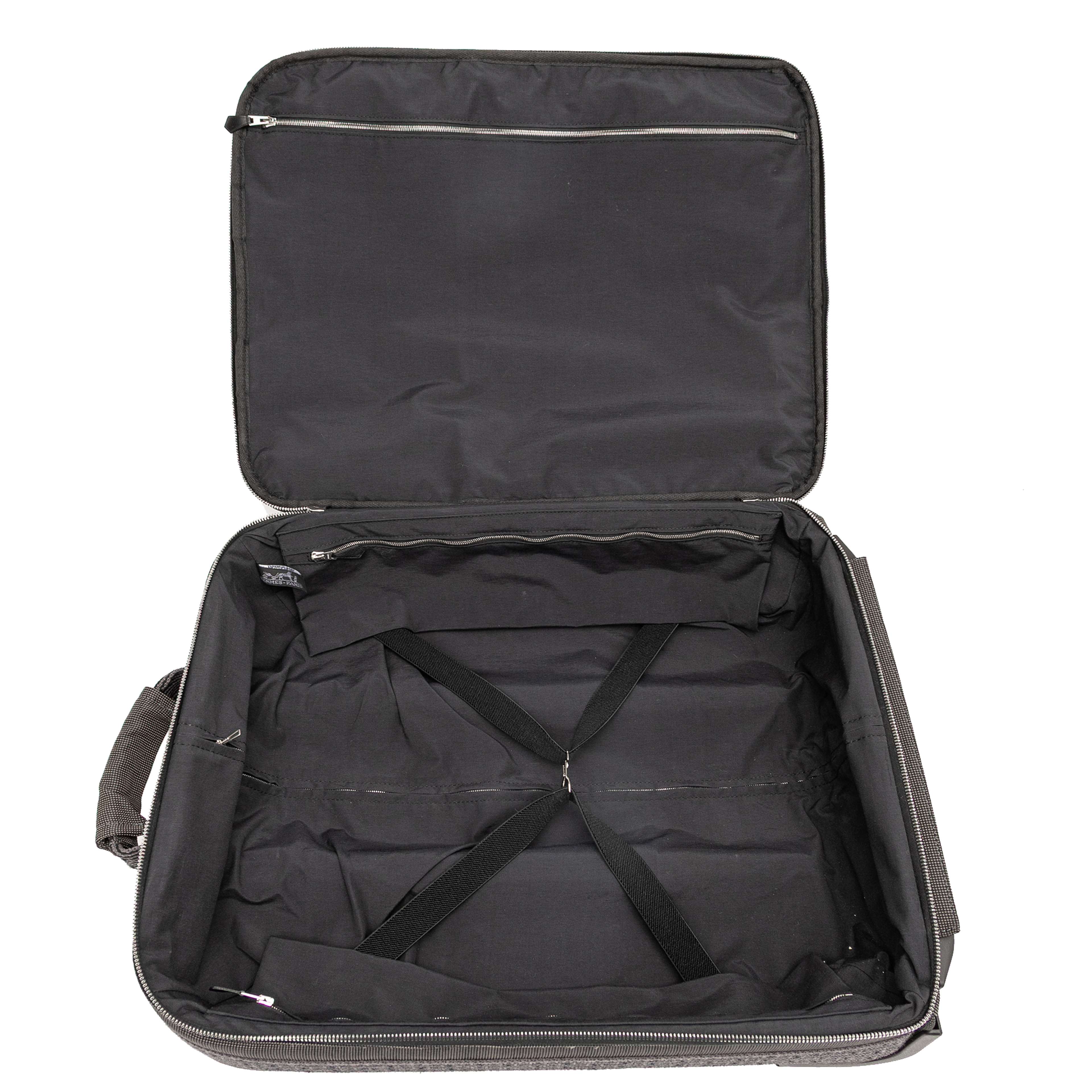 Hermès Canvas Herline Travel Bag, från Luxclusif, i färgen gray. Klicka för att öppna bilden i stort format