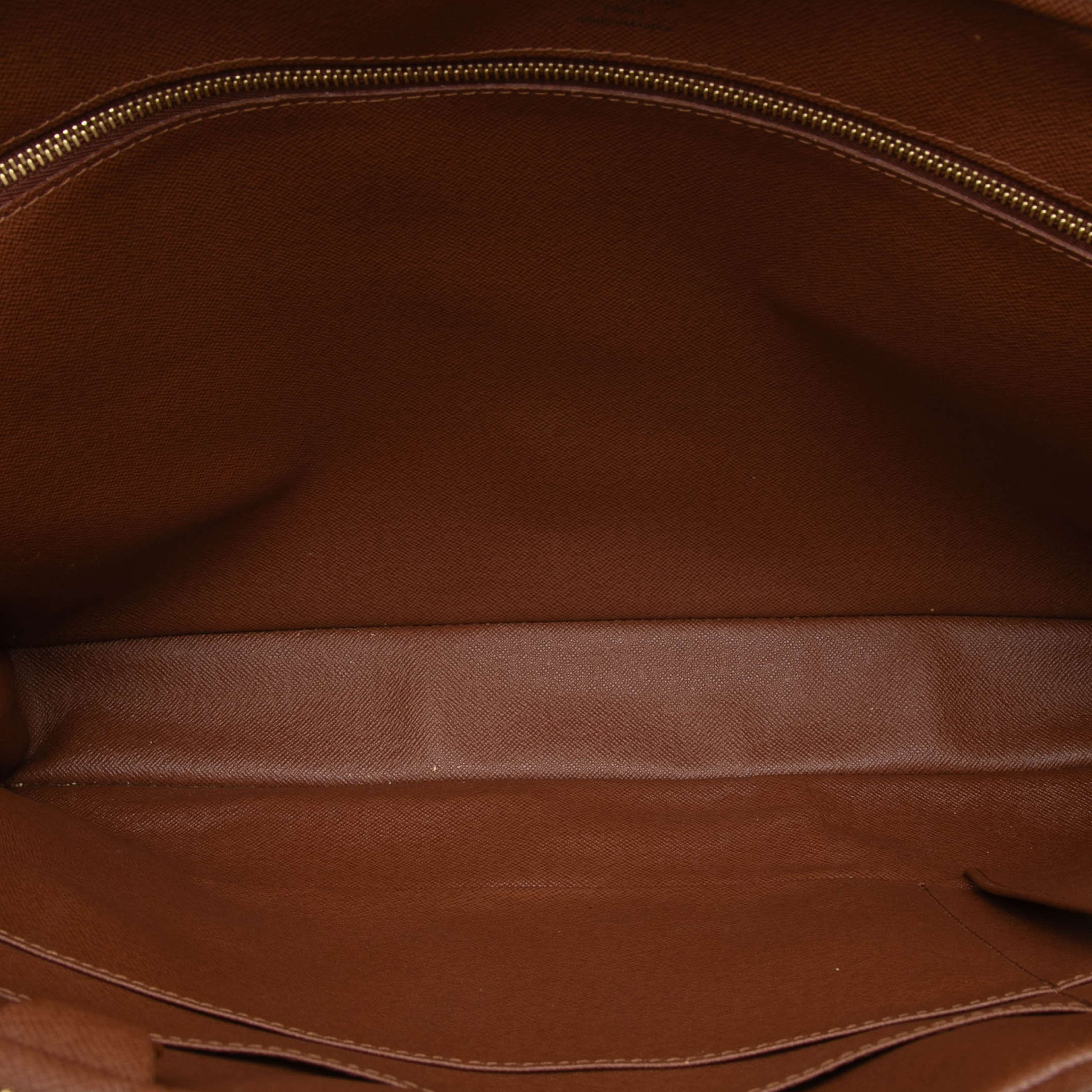 Louis Vuitton Monogram Porte Documents Voyage, från Luxclusif, i färgen brown. Klicka för att öppna bilden i stort format