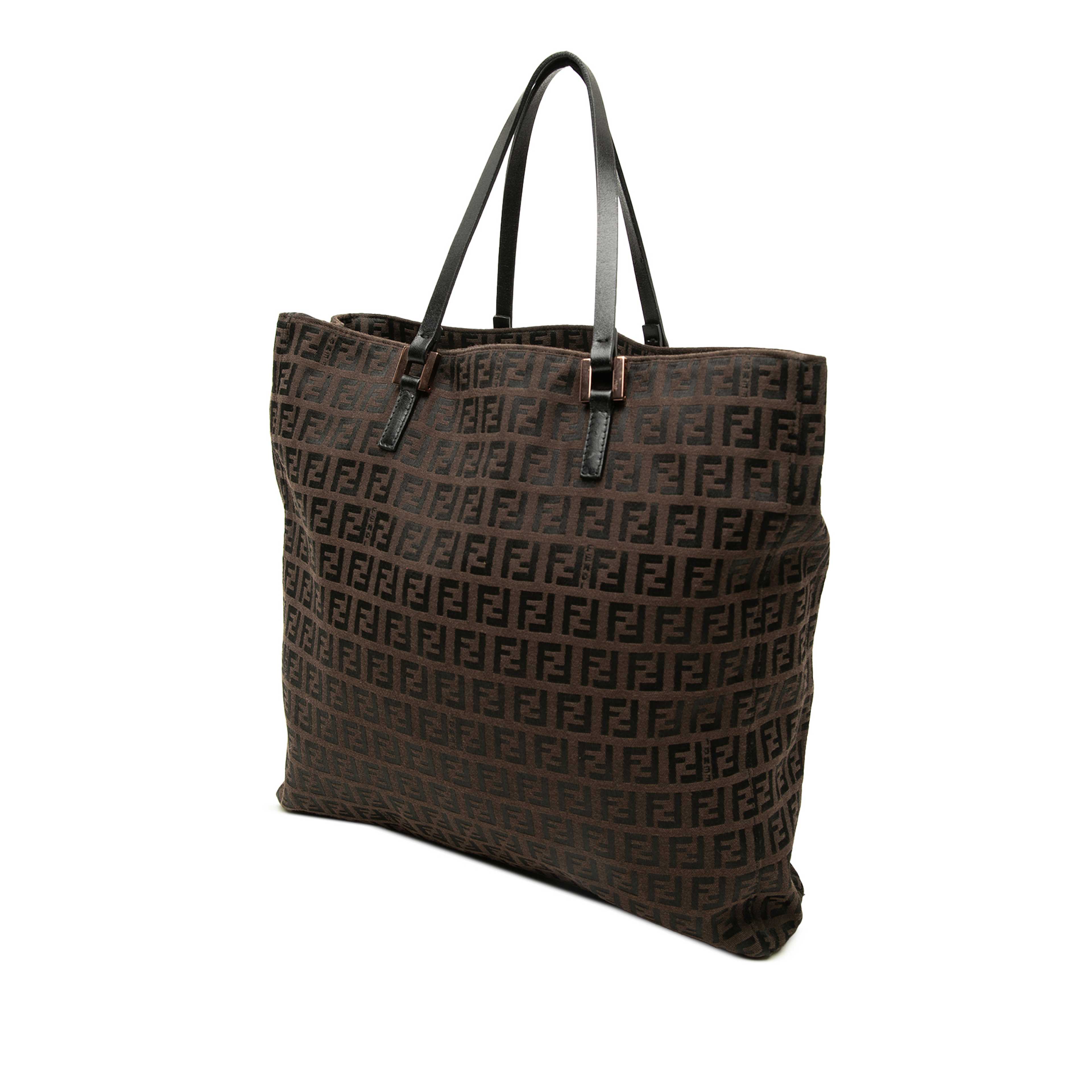 Fendi Zucchino Canvas Tote, från Luxclusif, i färgen brun. Klicka för att öppna bilden i stort format