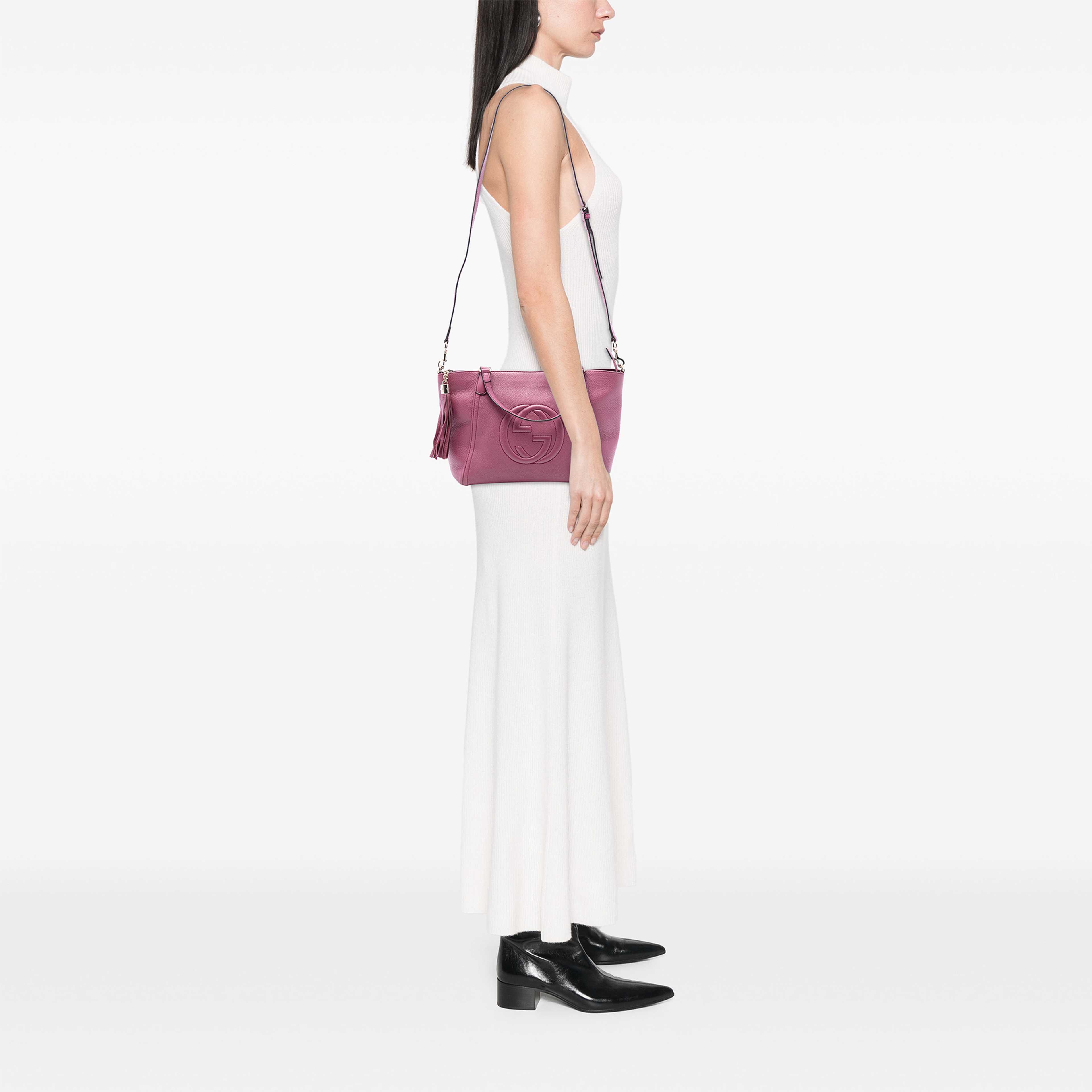 Gucci Small Calfskin Soho Cellarius Satchel, från Luxclusif, i färgen purpur. Klicka för att öppna bilden i stort format