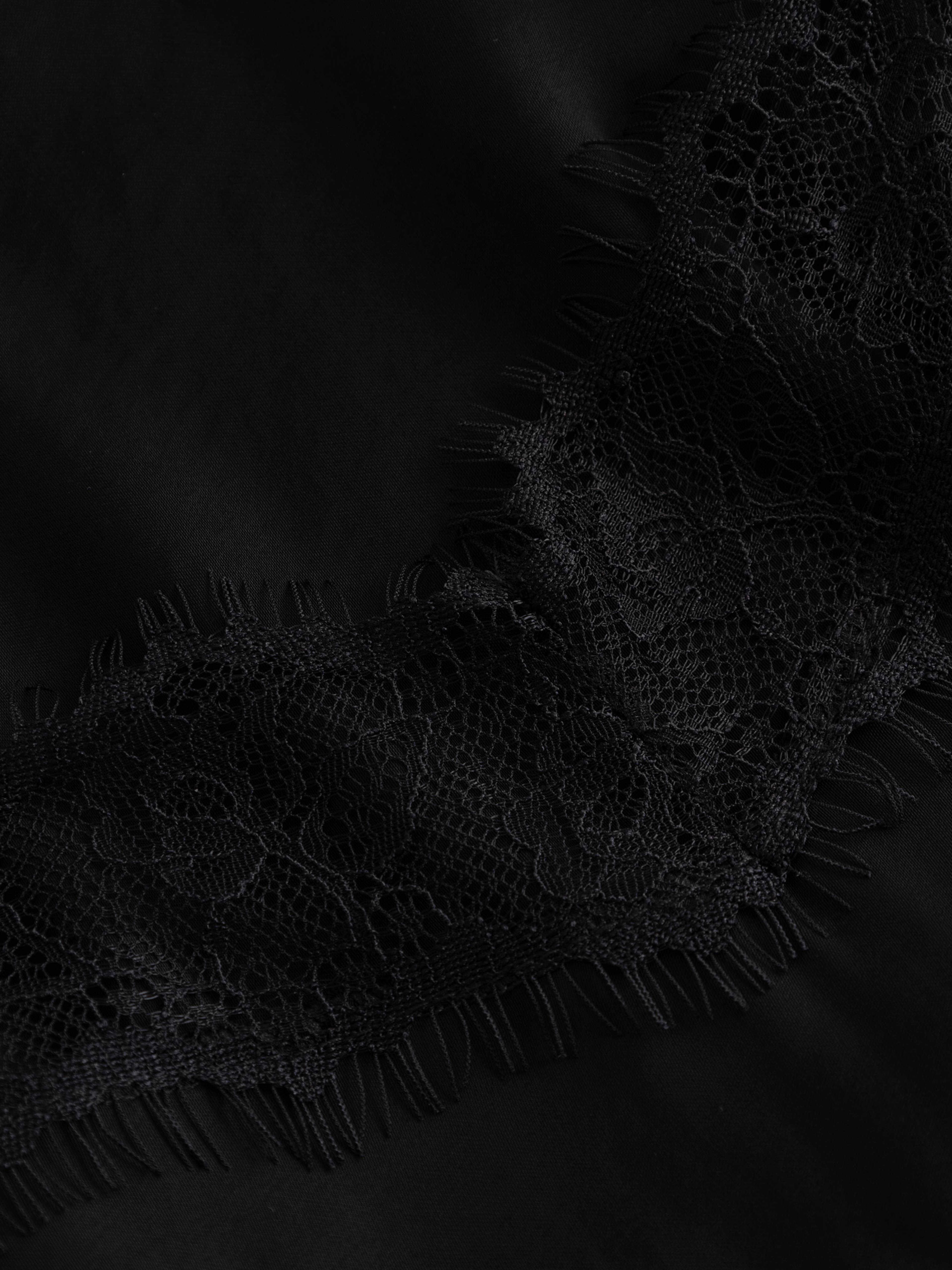 N-miliana Blouse - Black, från Noella, i färgen black. Klicka för att öppna bilden i stort format