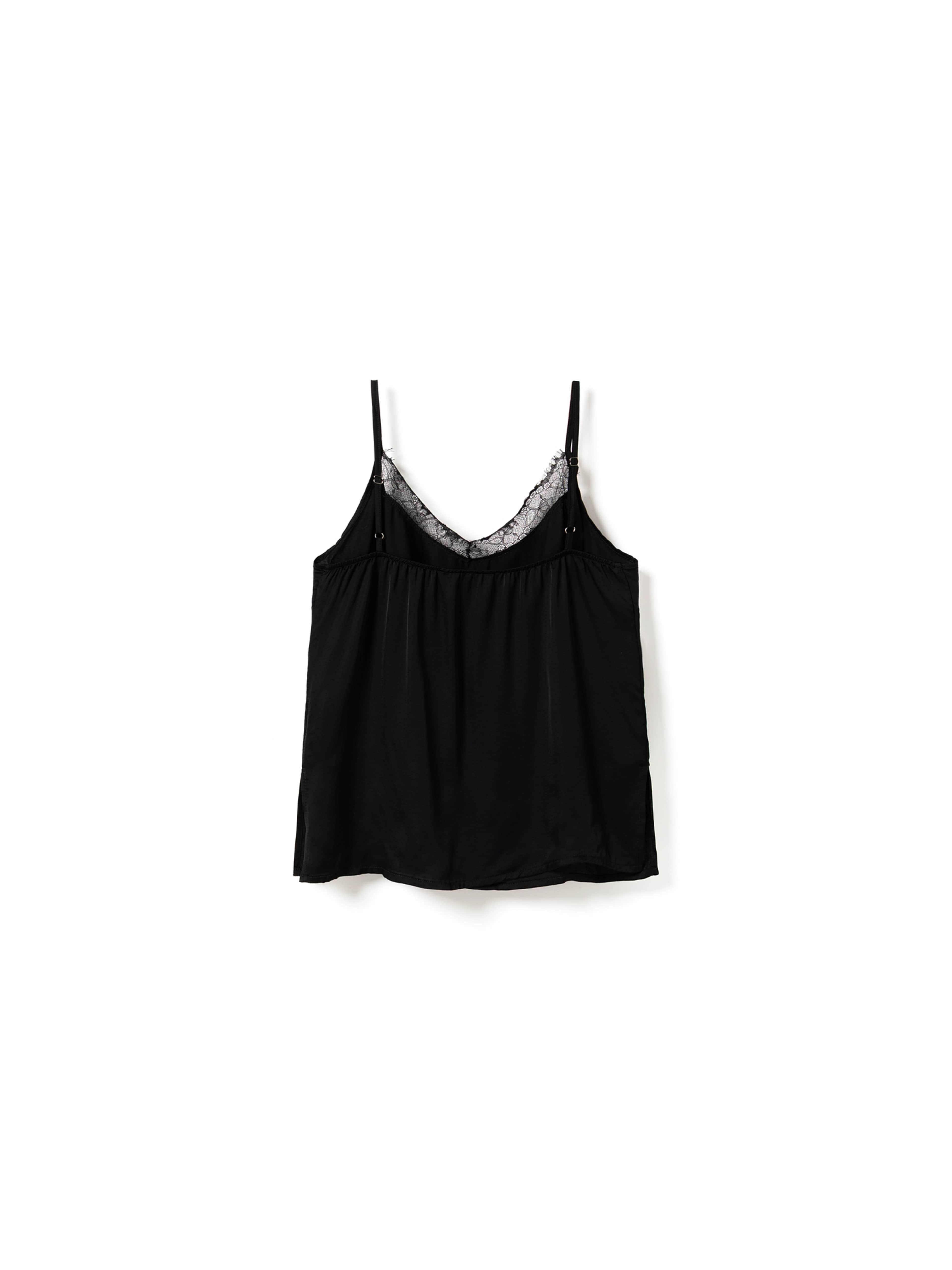 N-miliana Blouse - Black, från Noella, i färgen black. Klicka för att öppna bilden i stort format
