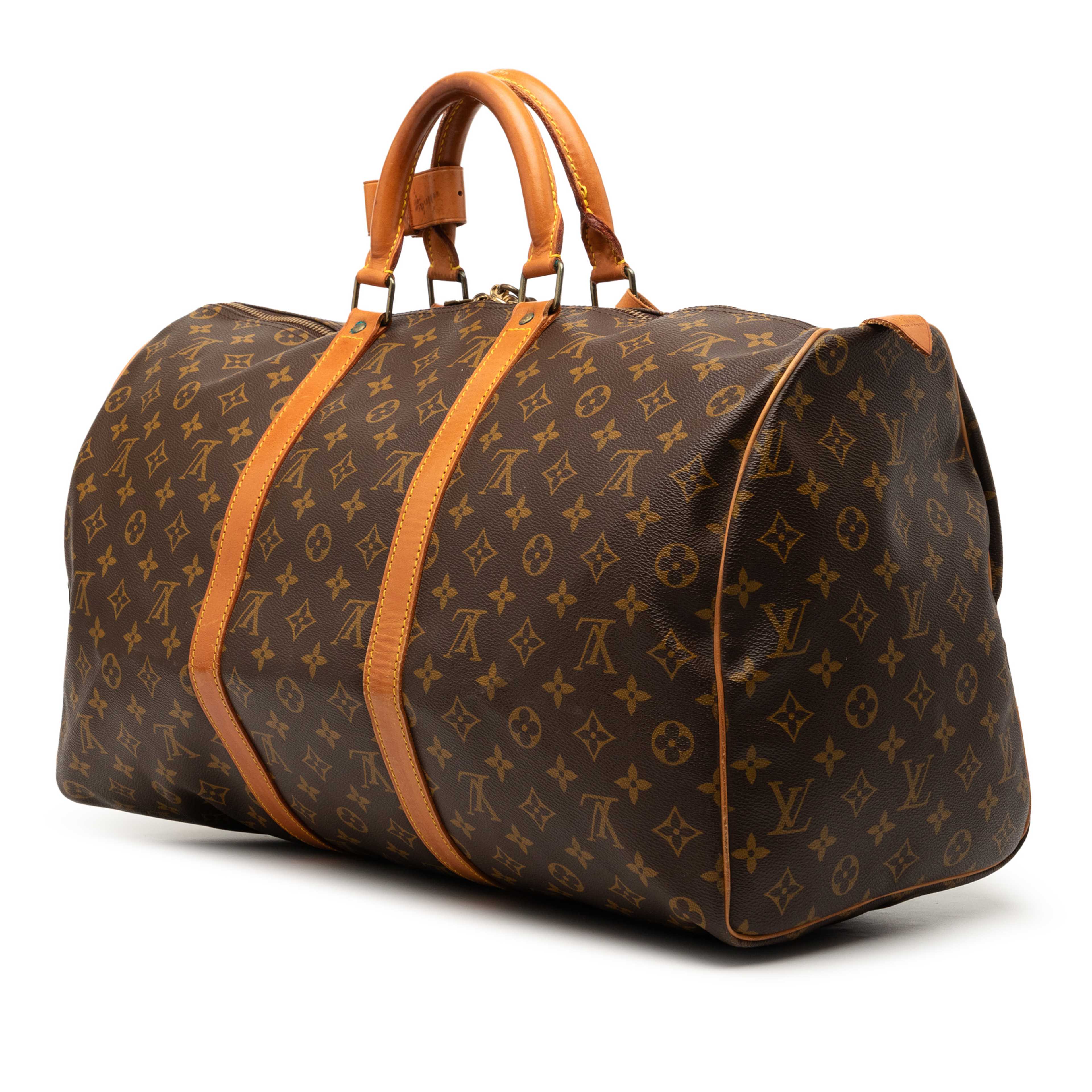 Louis Vuitton Monogram Keepall 50, från Luxclusif, i färgen brun. Klicka för att öppna bilden i stort format