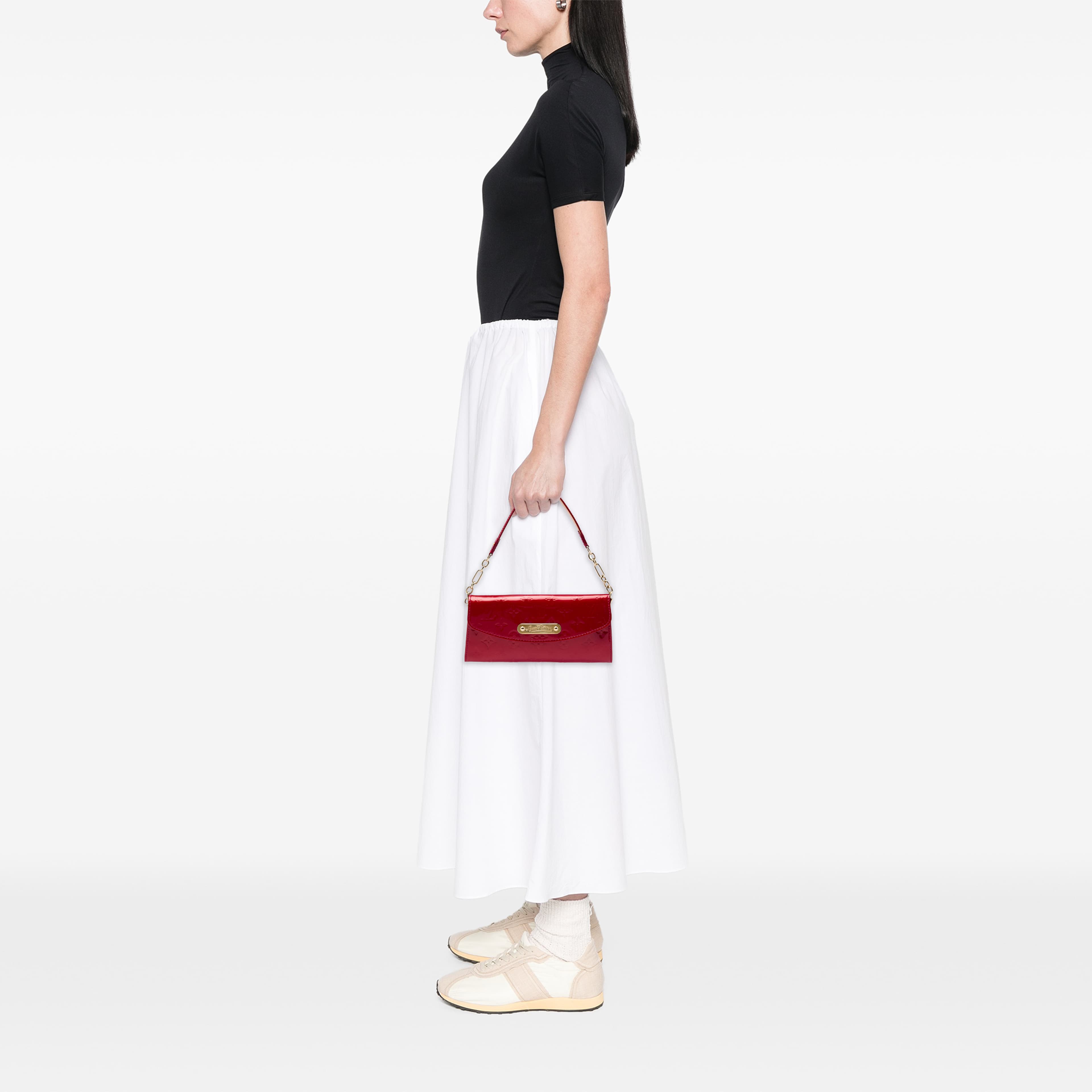 Louis Vuitton Monogram Vernis Sunset Boulevard, från Luxclusif, i färgen röd. Klicka för att öppna bilden i stort format