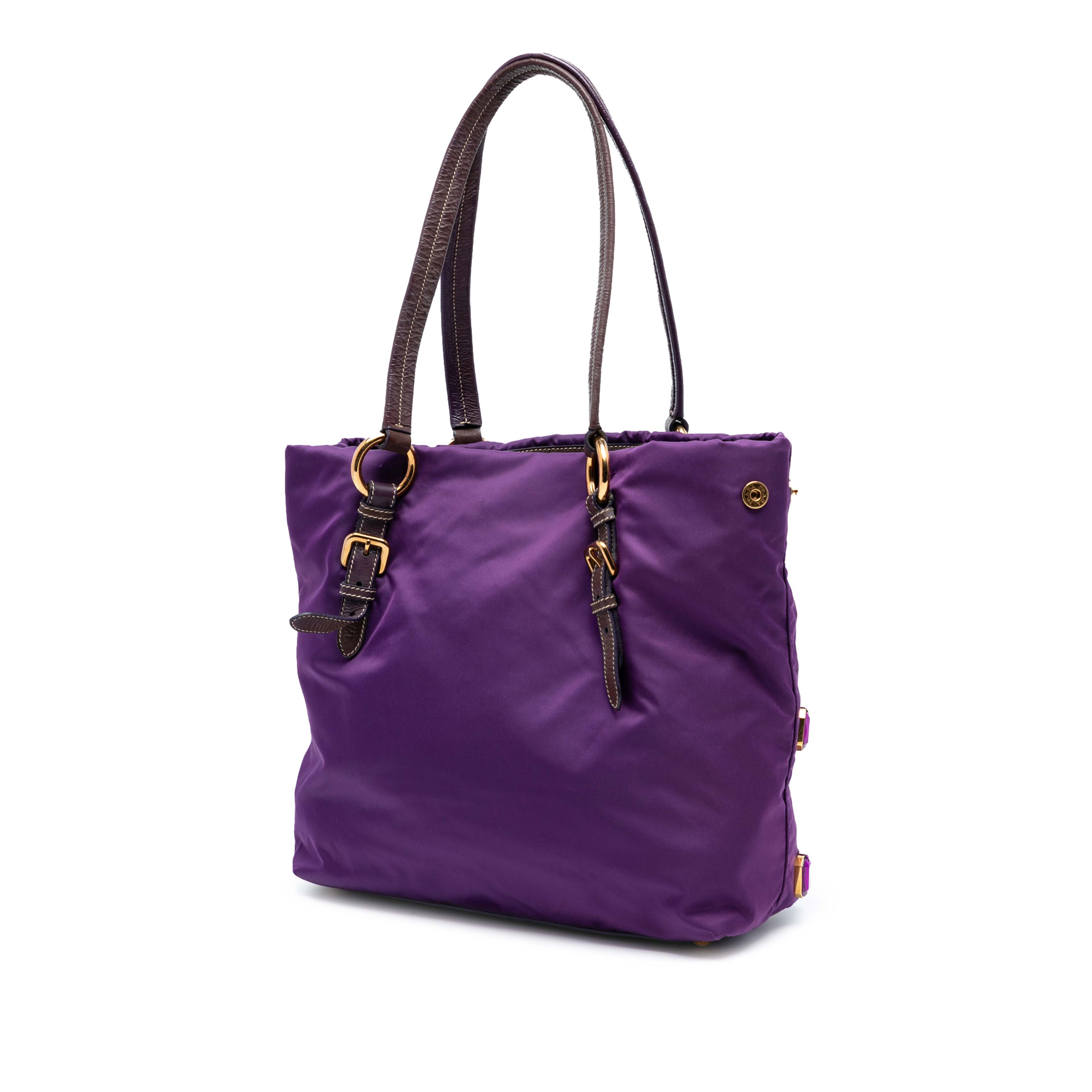 Prada Tessuto Pietre Jeweled Tote, från Luxclusif, i färgen purple. Klicka för att öppna bilden i stort format