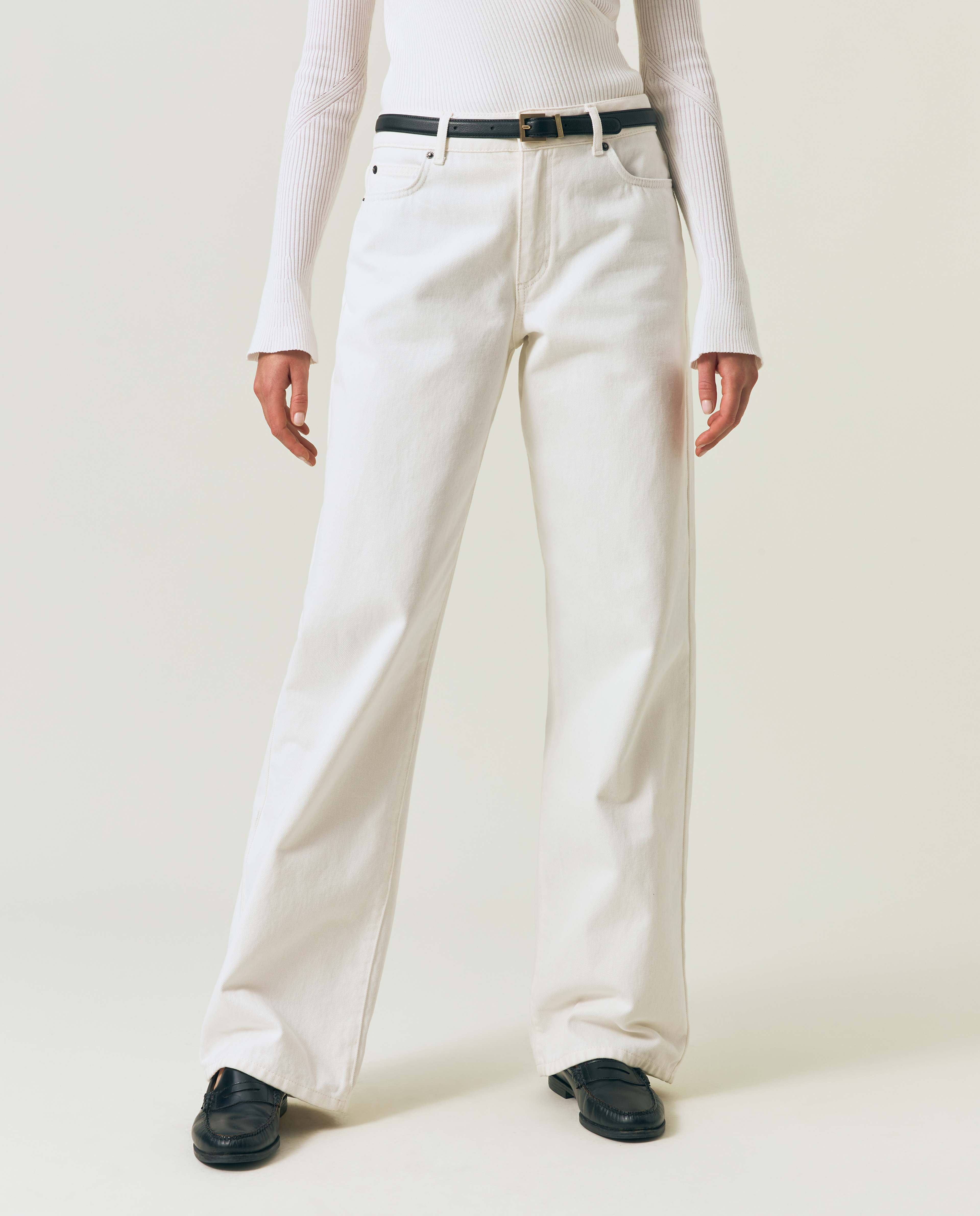 Mid-waist Straight-leg Jeans