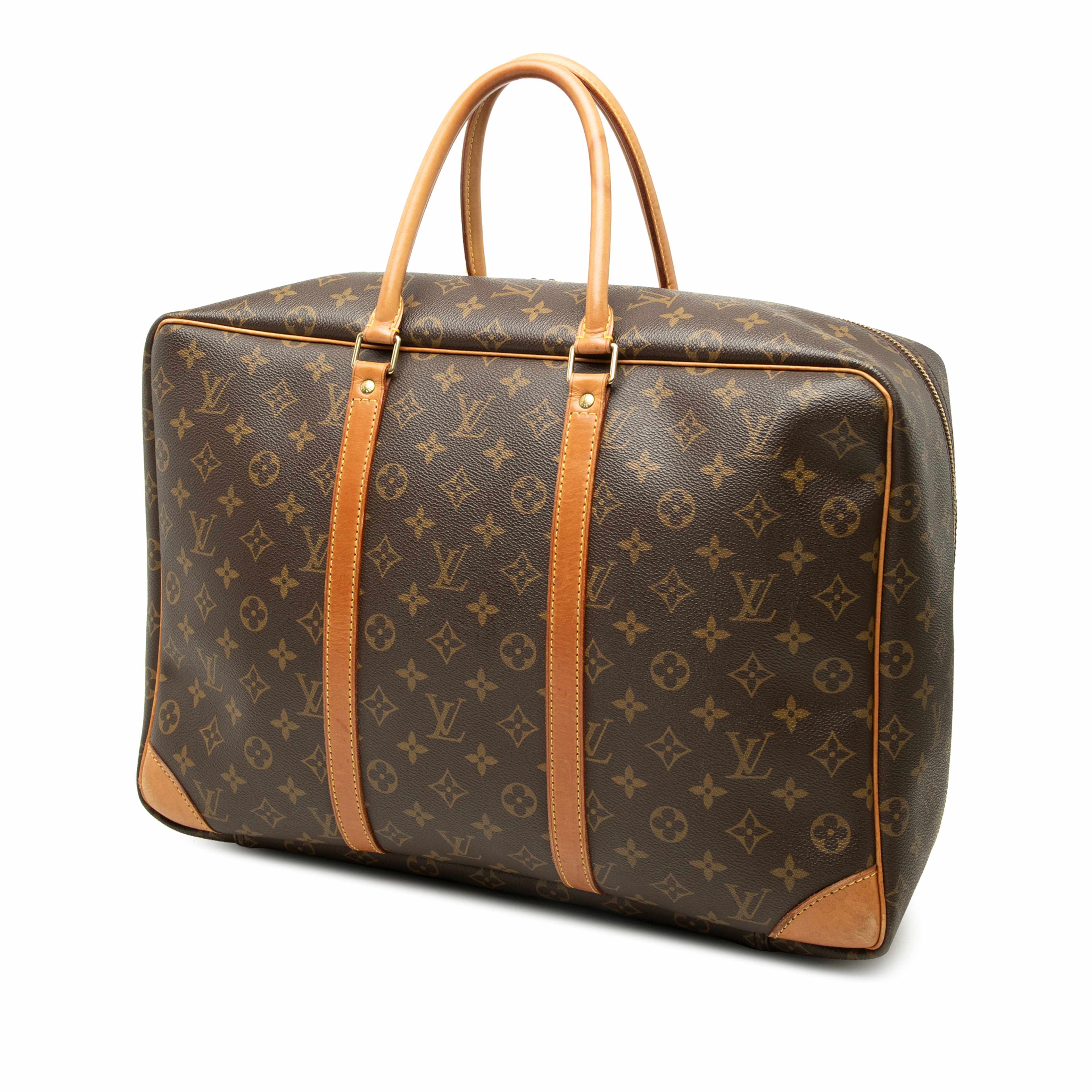 Louis Vuitton Monogram Sirius 45, från Luxclusif, i färgen brun. Klicka för att öppna bilden i stort format
