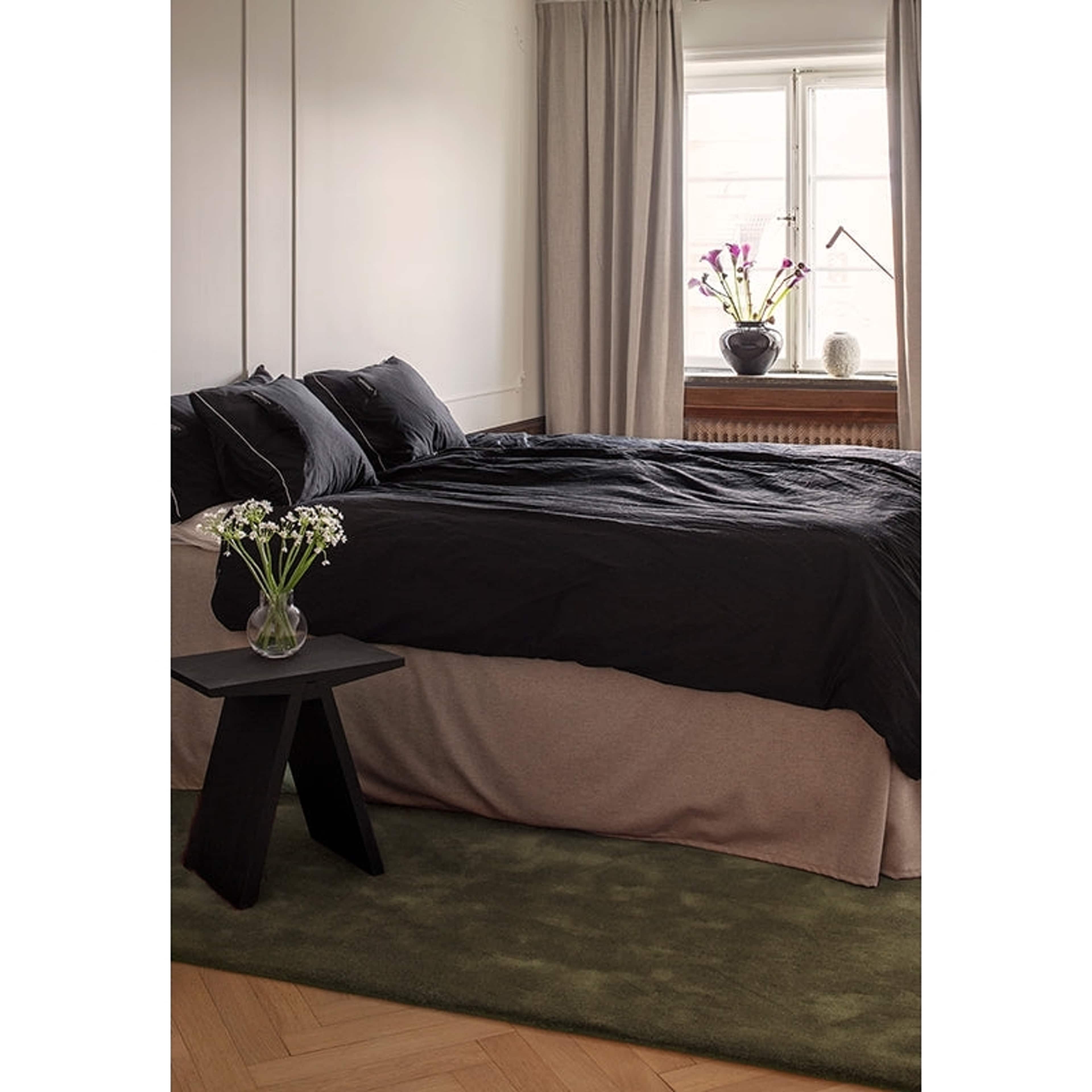 Classic Solid Ullmatta 280x270cm