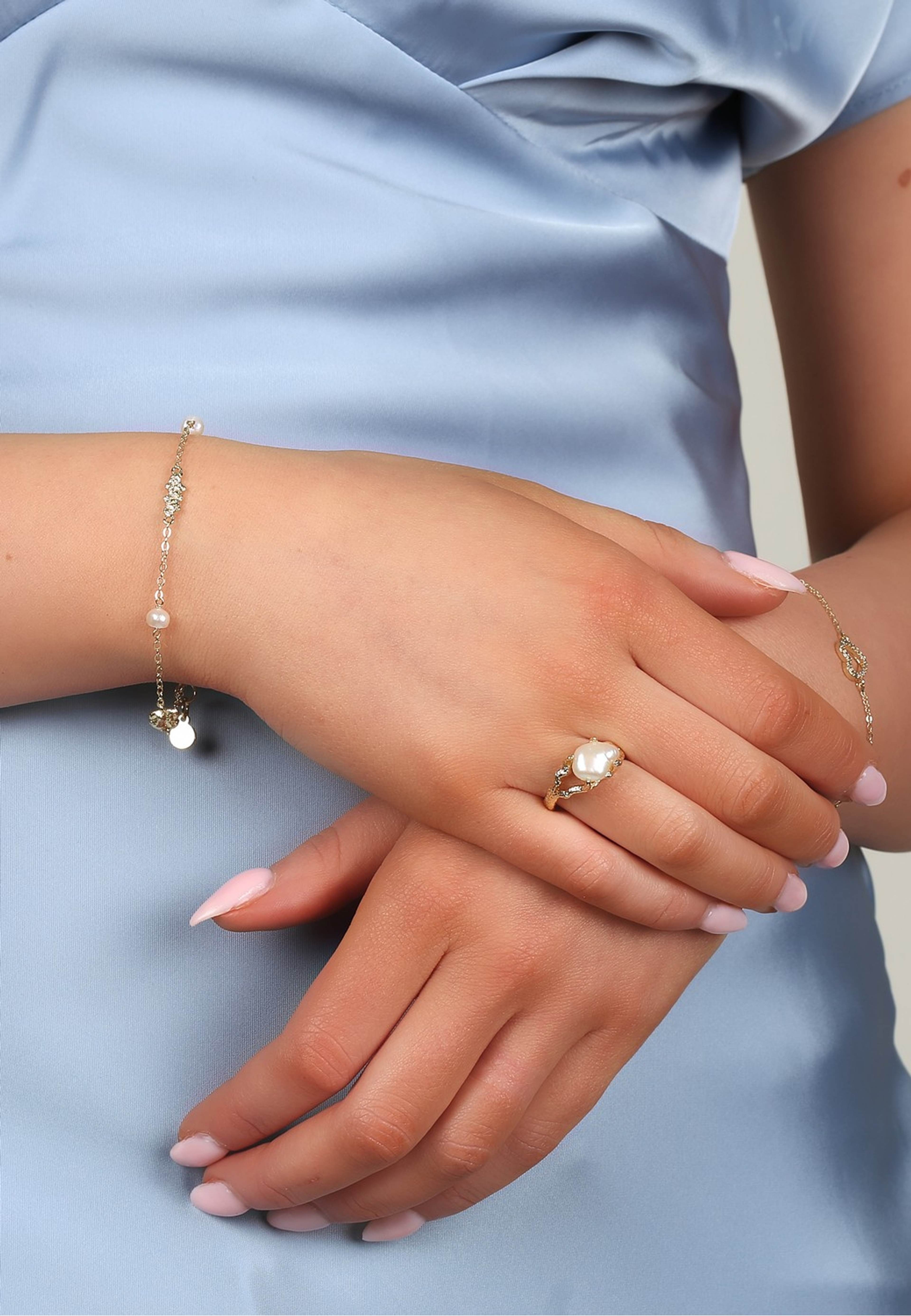 Brittany Big Pearl Ring