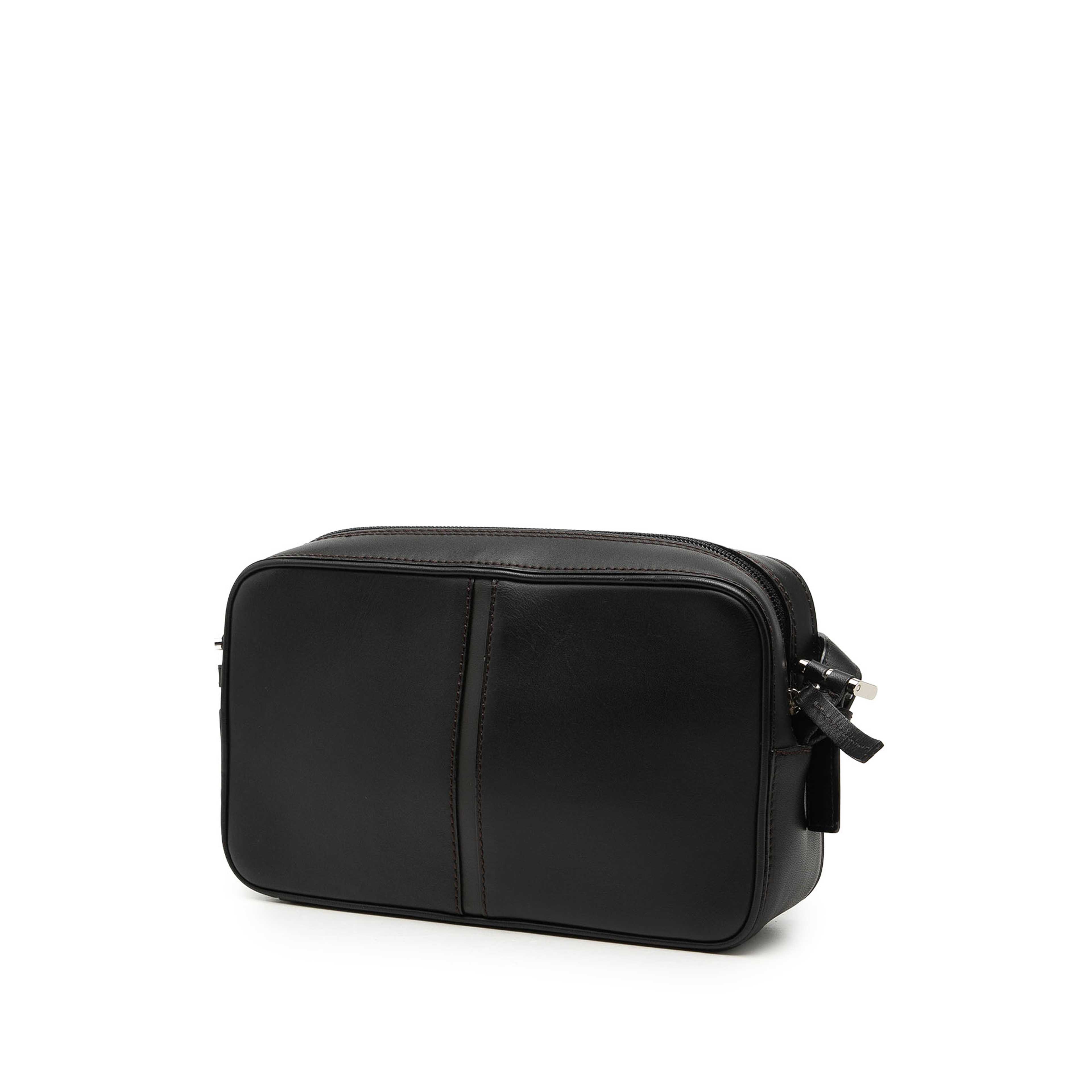 Burberry Calfskin Crossbody, från Luxclusif, i färgen brun. Klicka för att öppna bilden i stort format