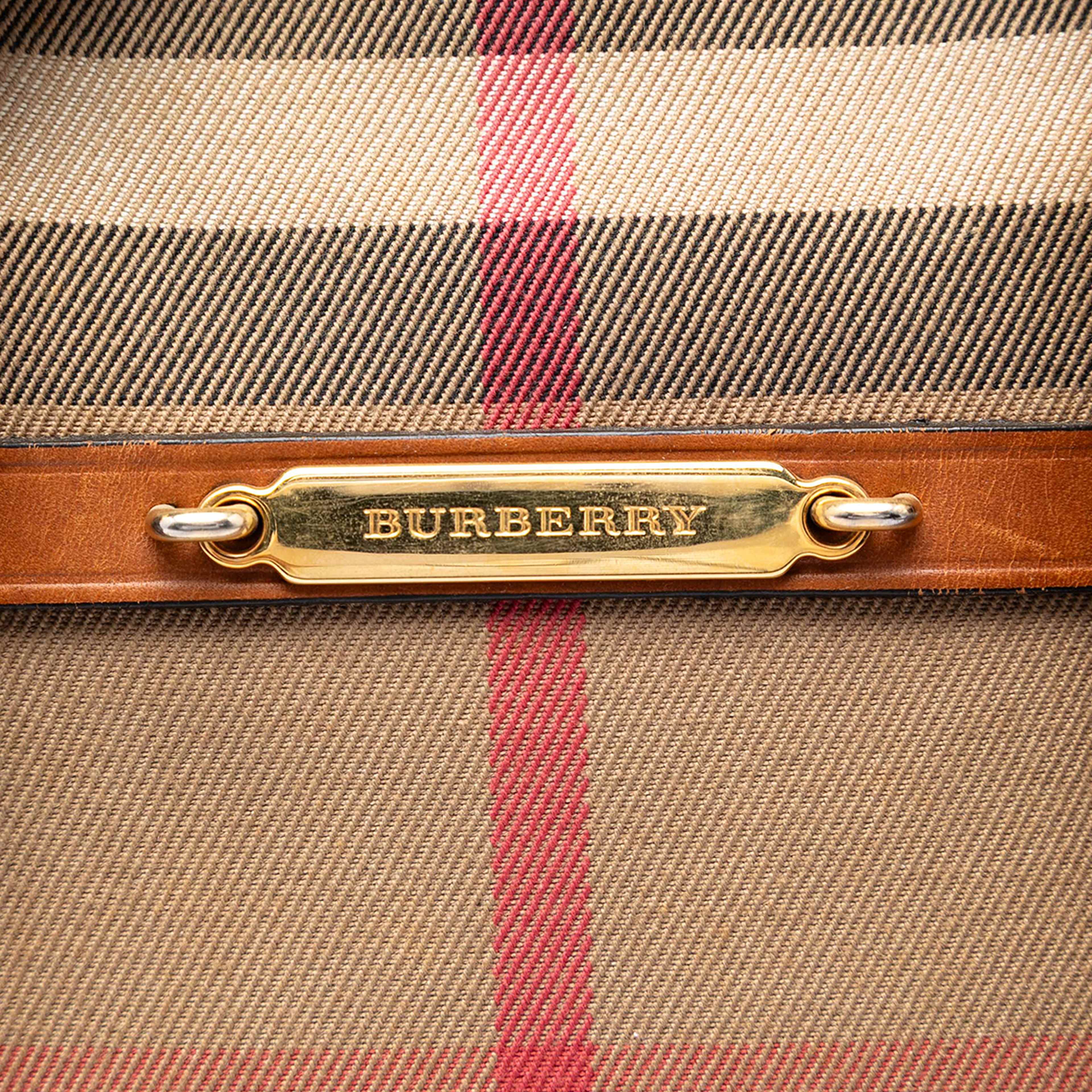 Burberry Small Leather Trimmed House Check Canvas Bridle Orchard Satchel, från Luxclusif, i färgen brun. Klicka för att öppna bilden i stort format