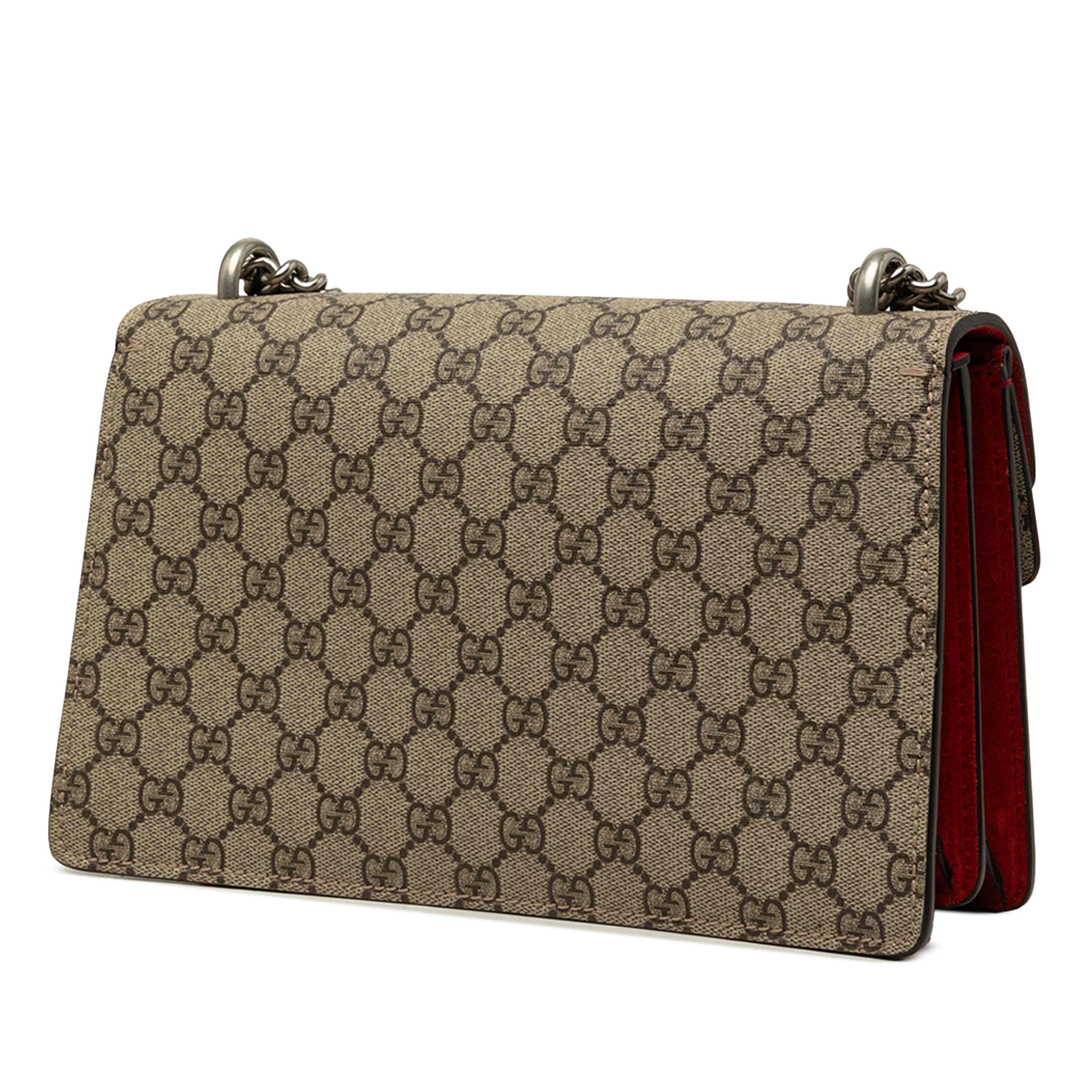 Gucci Medium Gg Supreme Dionysus Shoulder Bag, från Luxclusif, i färgen beige. Klicka för att öppna bilden i stort format