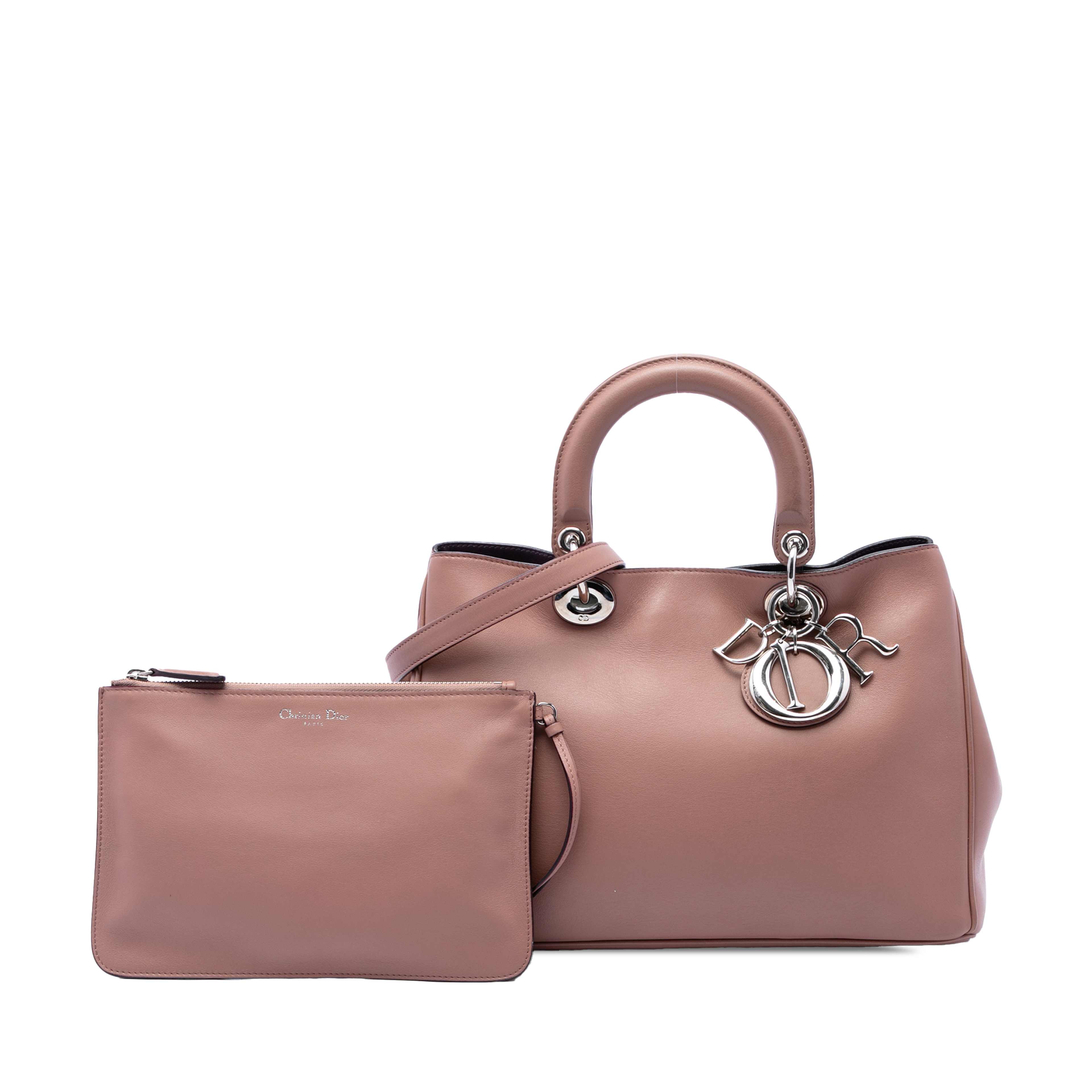 Dior Medium Leather Diorissimo Satchel, från Luxclusif, i färgen rosa. Klicka för att öppna bilden i stort format