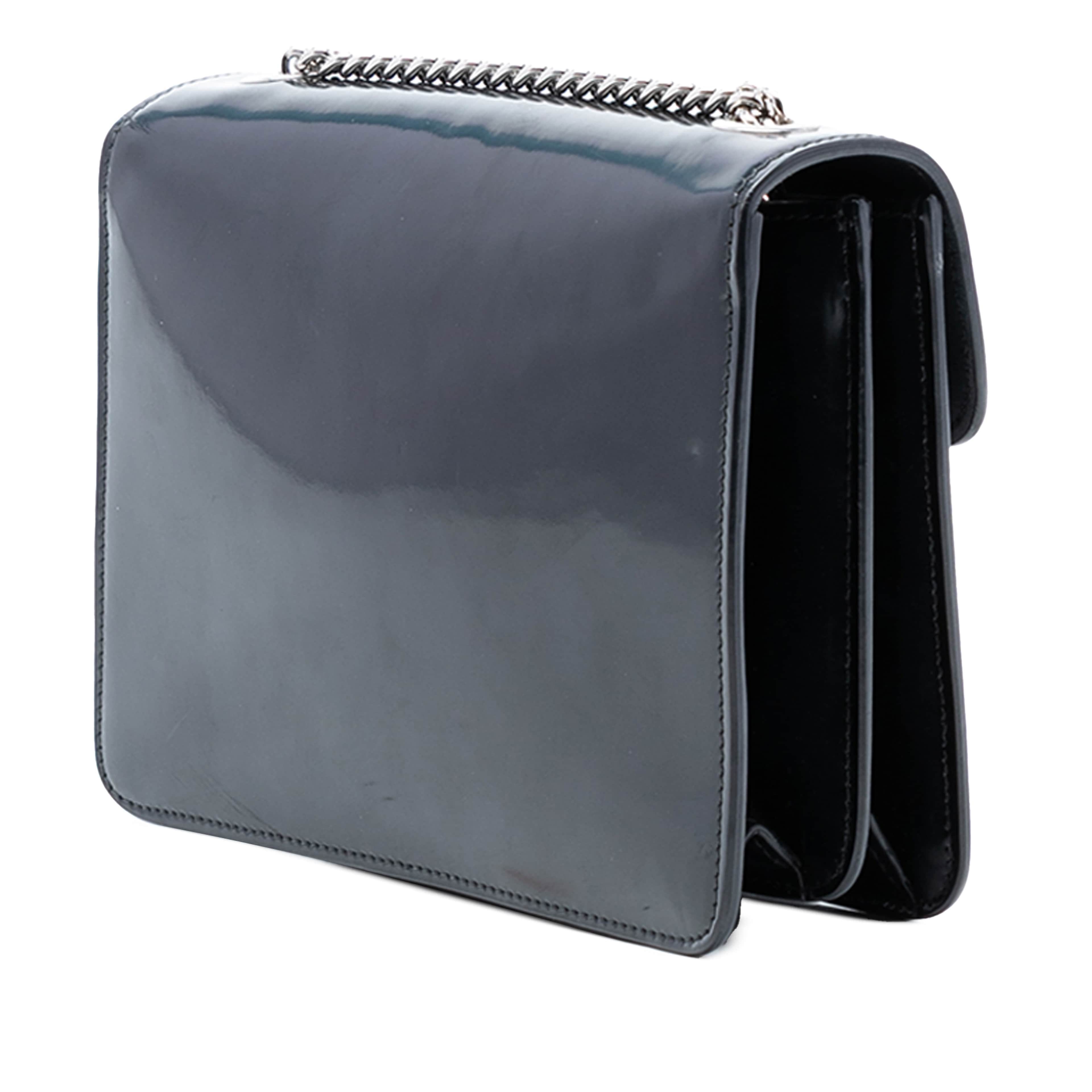 Gucci Small Polished Calfskin Interlocking G Dollar Crossbody, från Luxclusif, i färgen black. Klicka för att öppna bilden i stort format