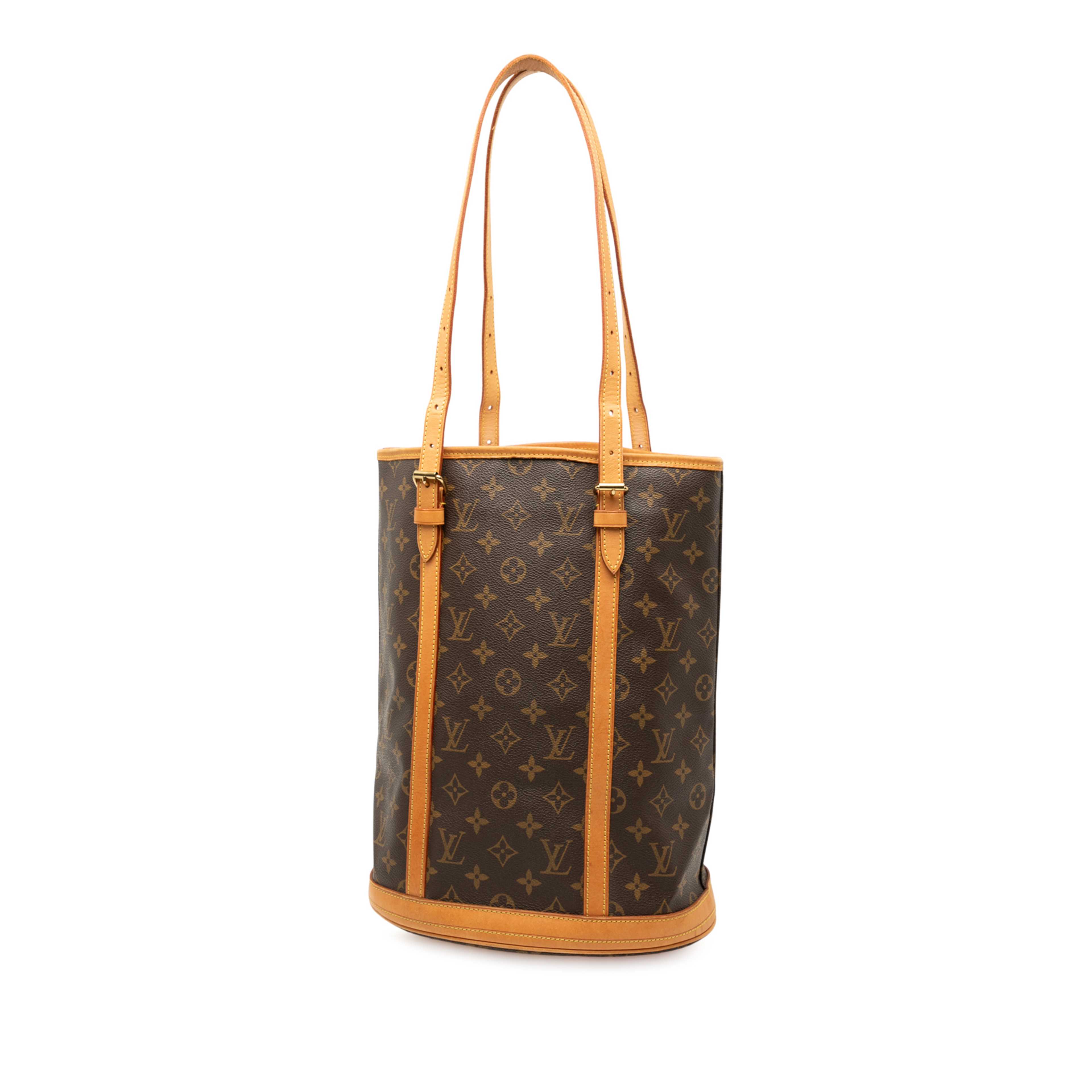 Louis Vuitton Monogram Bucket Gm, från Luxclusif, i färgen brown. Klicka för att öppna bilden i stort format