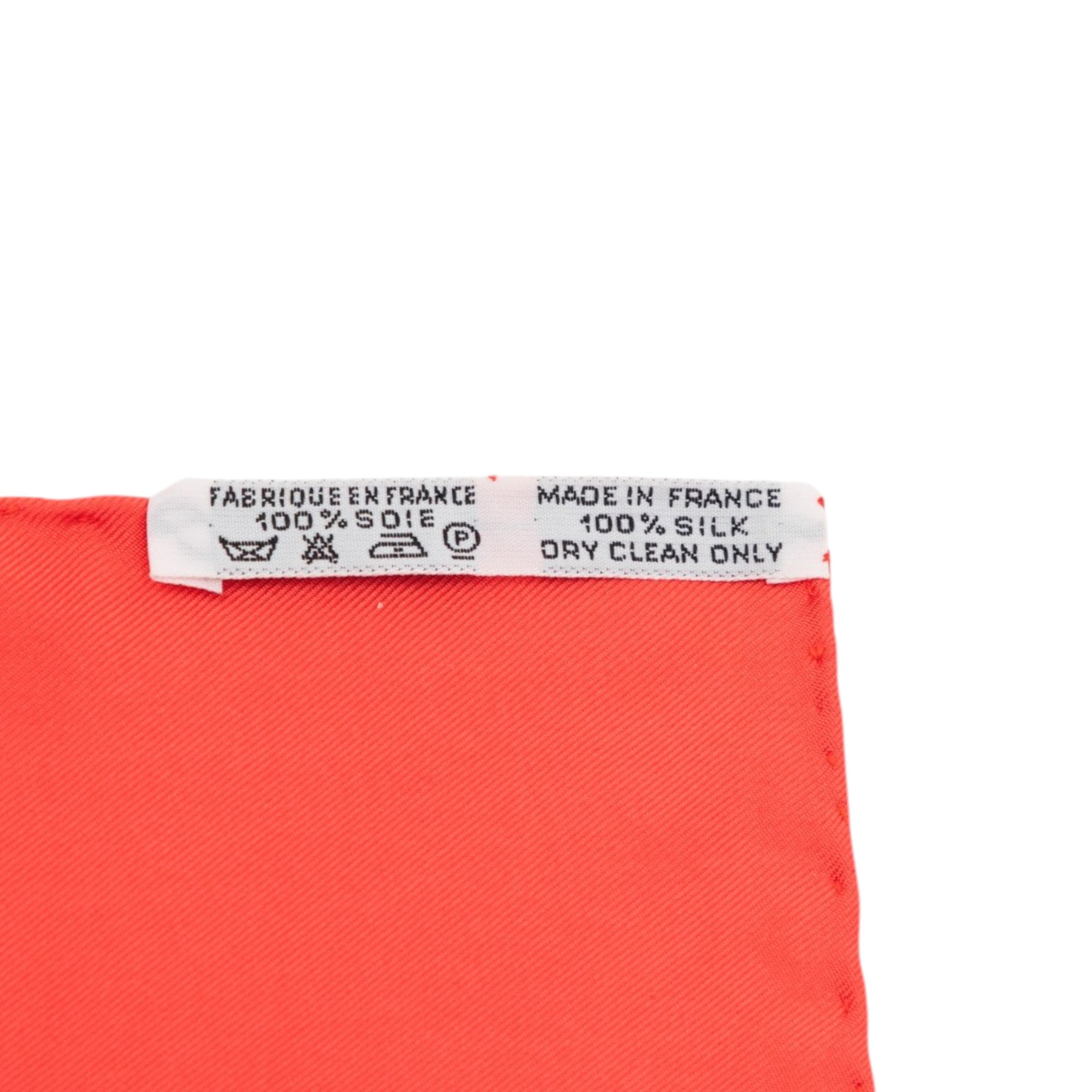 Hermès Hommage A Charles Garnier Silk Scarf 90, från Luxclusif, i färgen red. Klicka för att öppna bilden i stort format