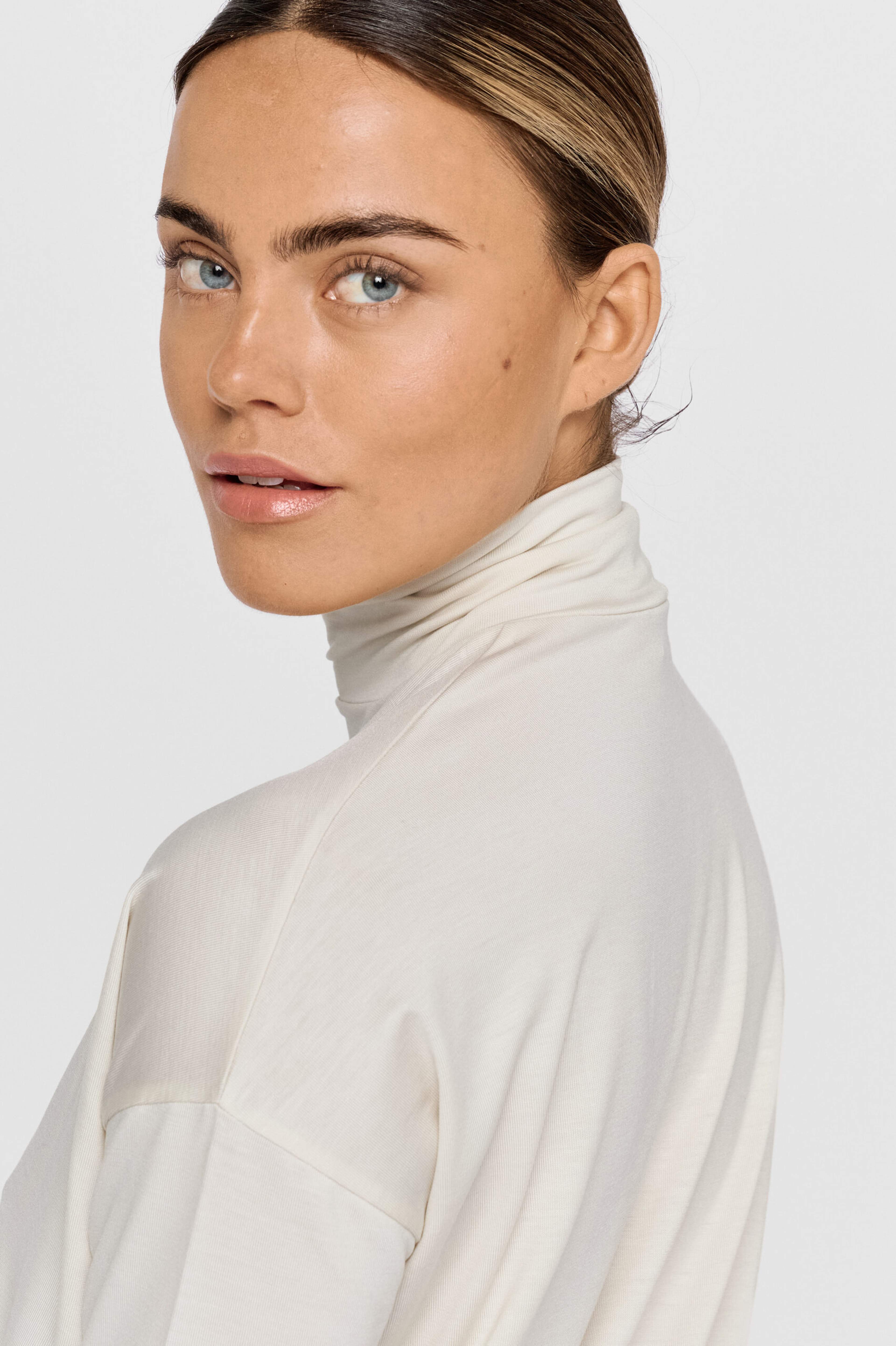 Tomasine Turtleneck Top - Birch