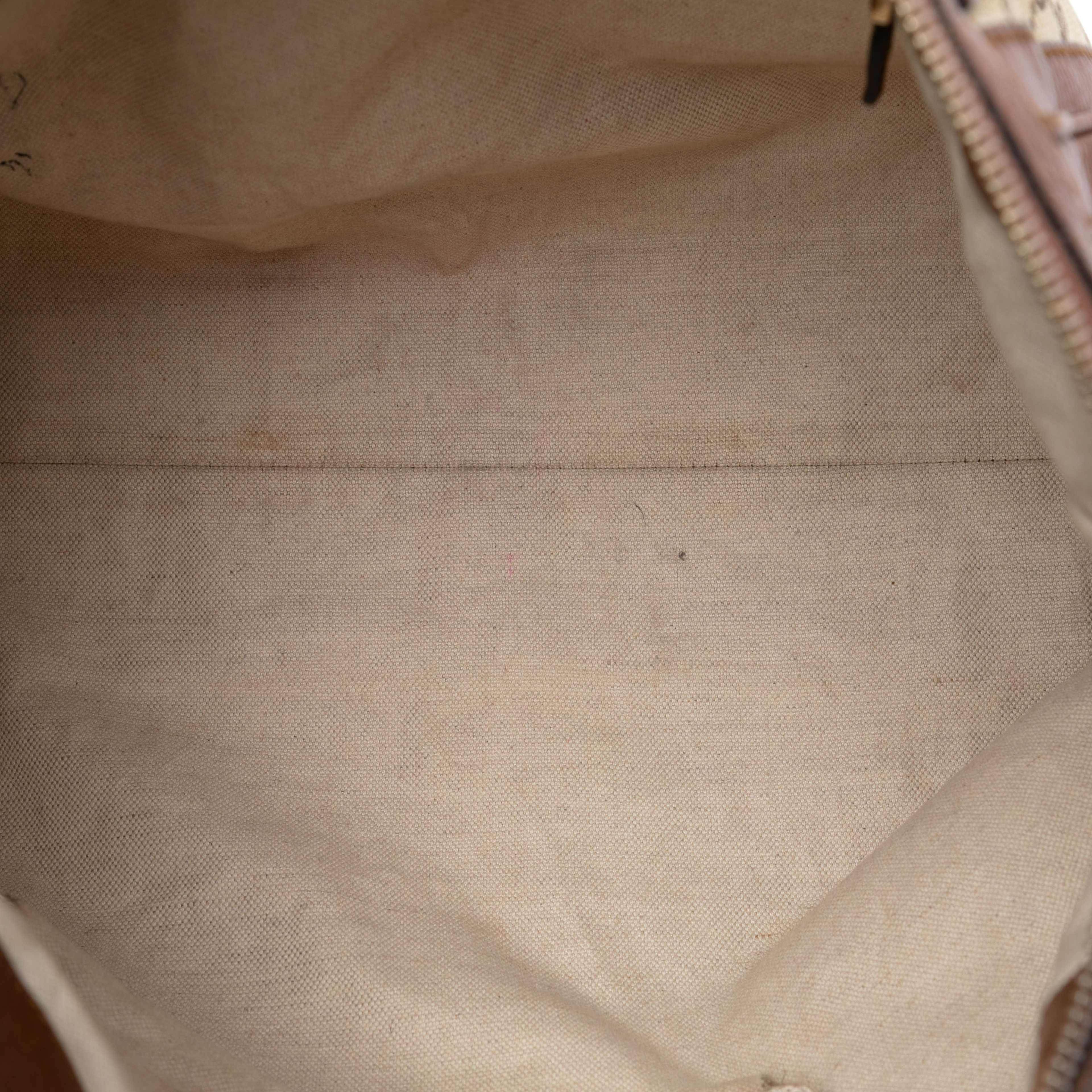 Gucci Large Gg Canvas Bella Satchel, från Luxclusif, i färgen beige. Klicka för att öppna bilden i stort format
