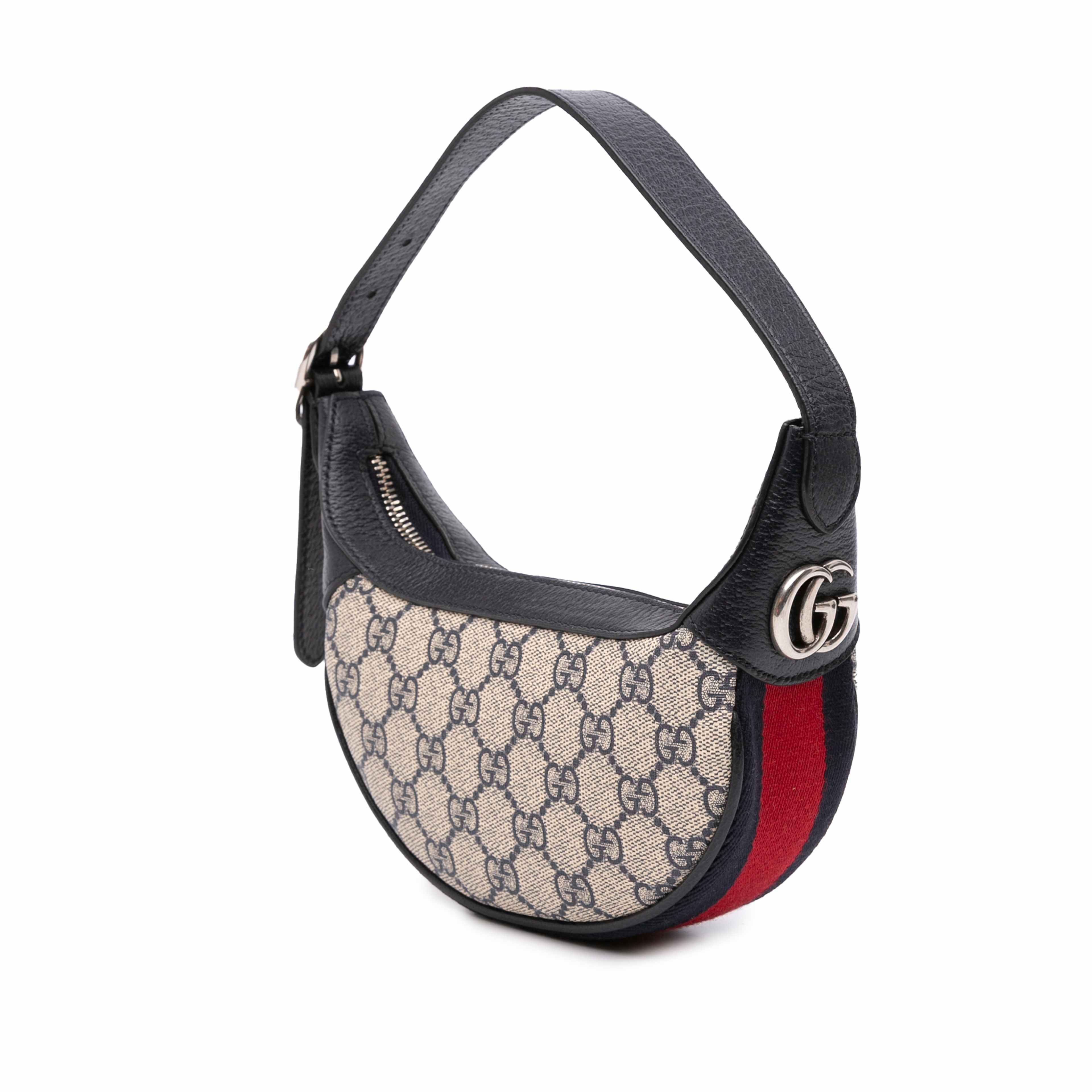 Gucci Mini Gg Supreme Web Ophidia Shoulder Bag, från Luxclusif, i färgen beige. Klicka för att öppna bilden i stort format