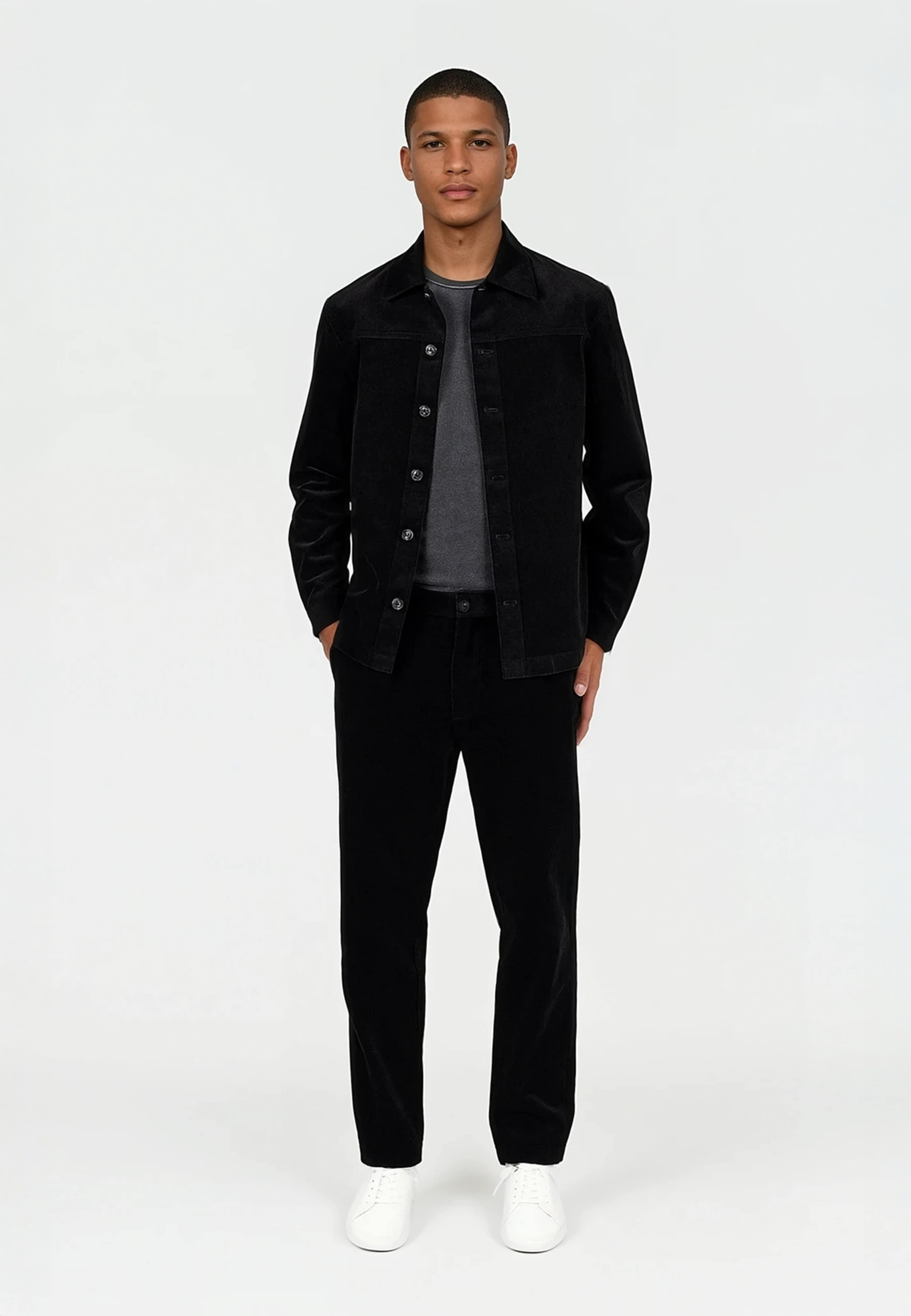 Dylan Cord Overshirt 3.0, från Ciszere, i färgen black. Klicka för att öppna bilden i stort format