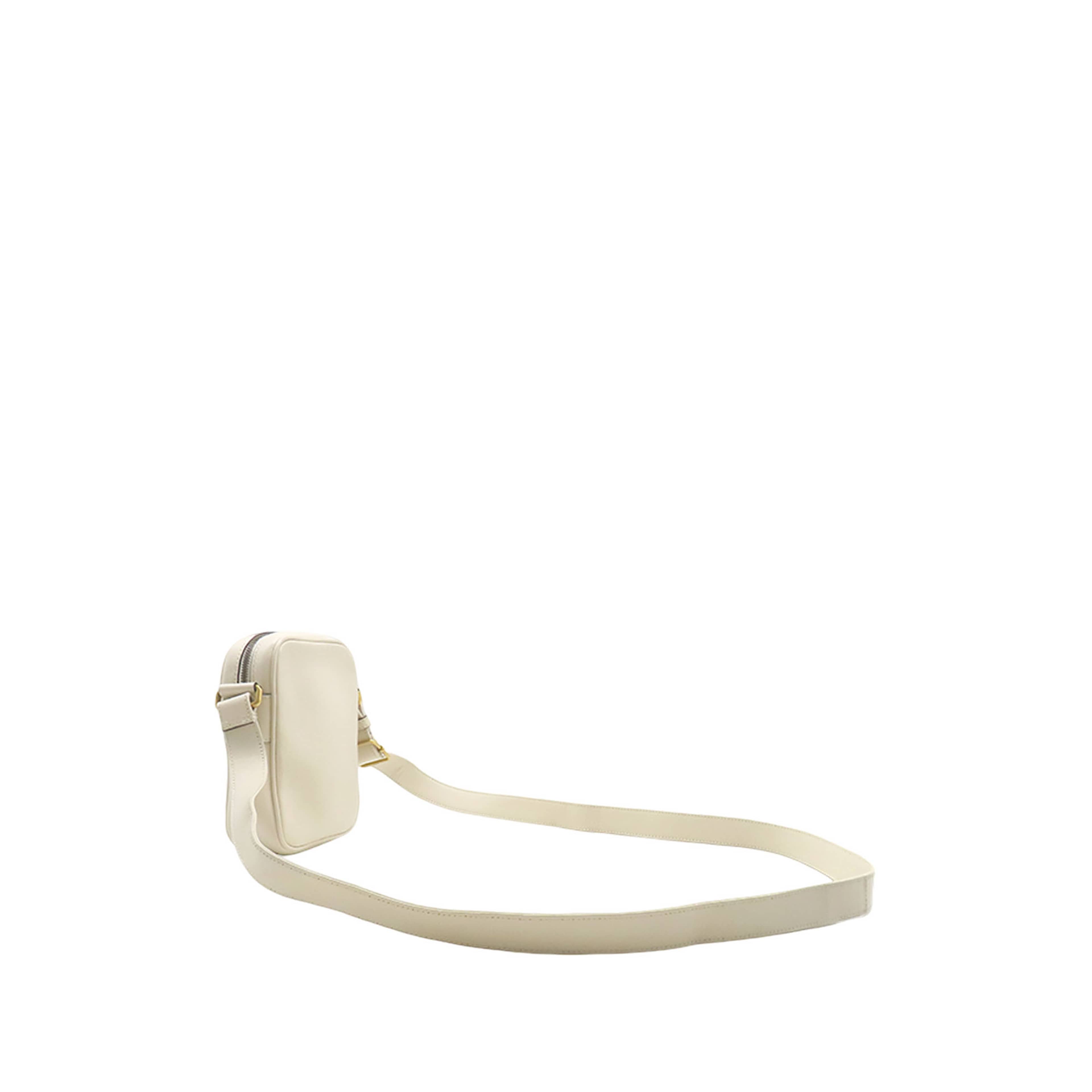 Gucci Mini Grained Calfskin Logo Crossbody, från Luxclusif, i färgen vit. Klicka för att öppna bilden i stort format