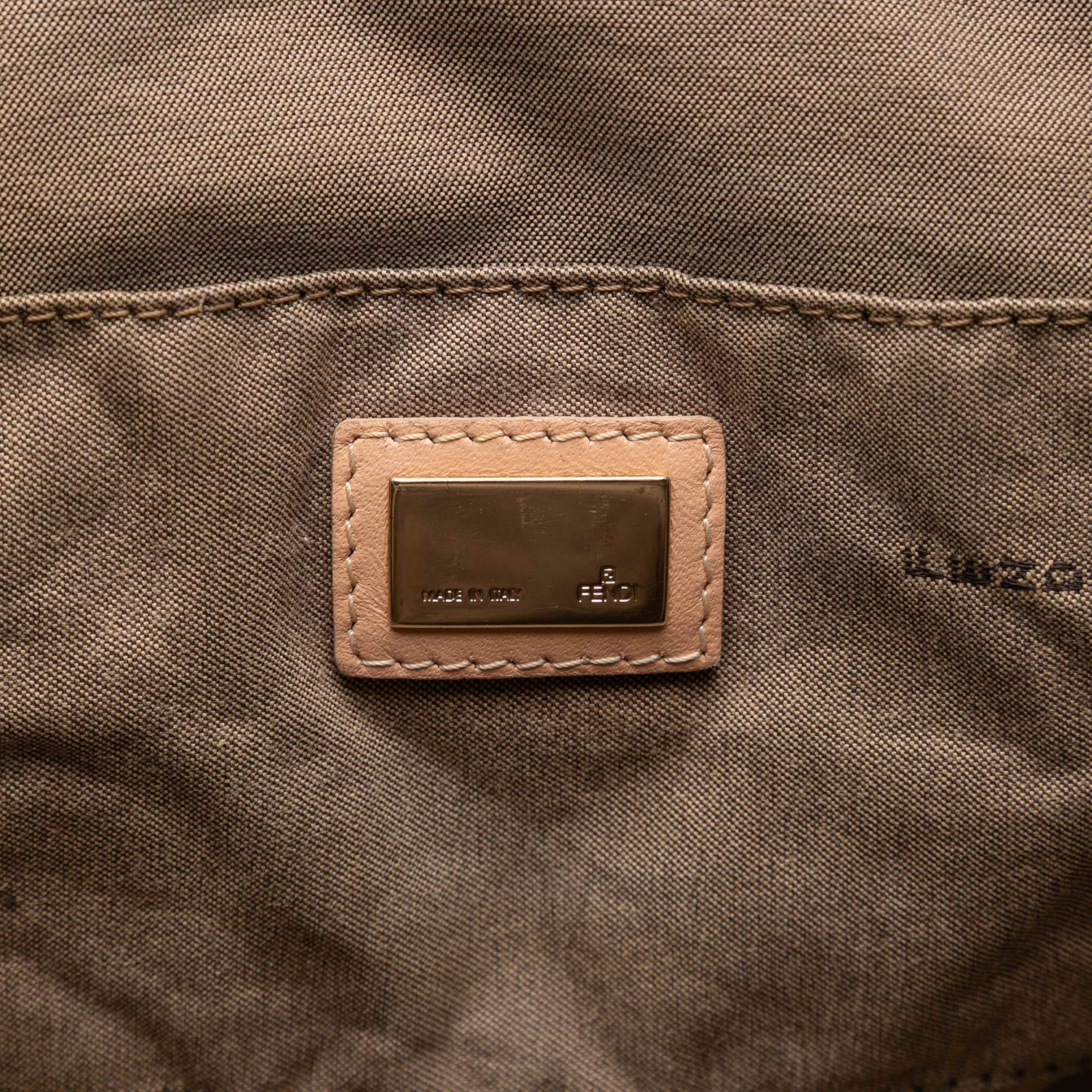 Fendi Zucchino Canvas Tote, från Luxclusif, i färgen purple. Klicka för att öppna bilden i stort format