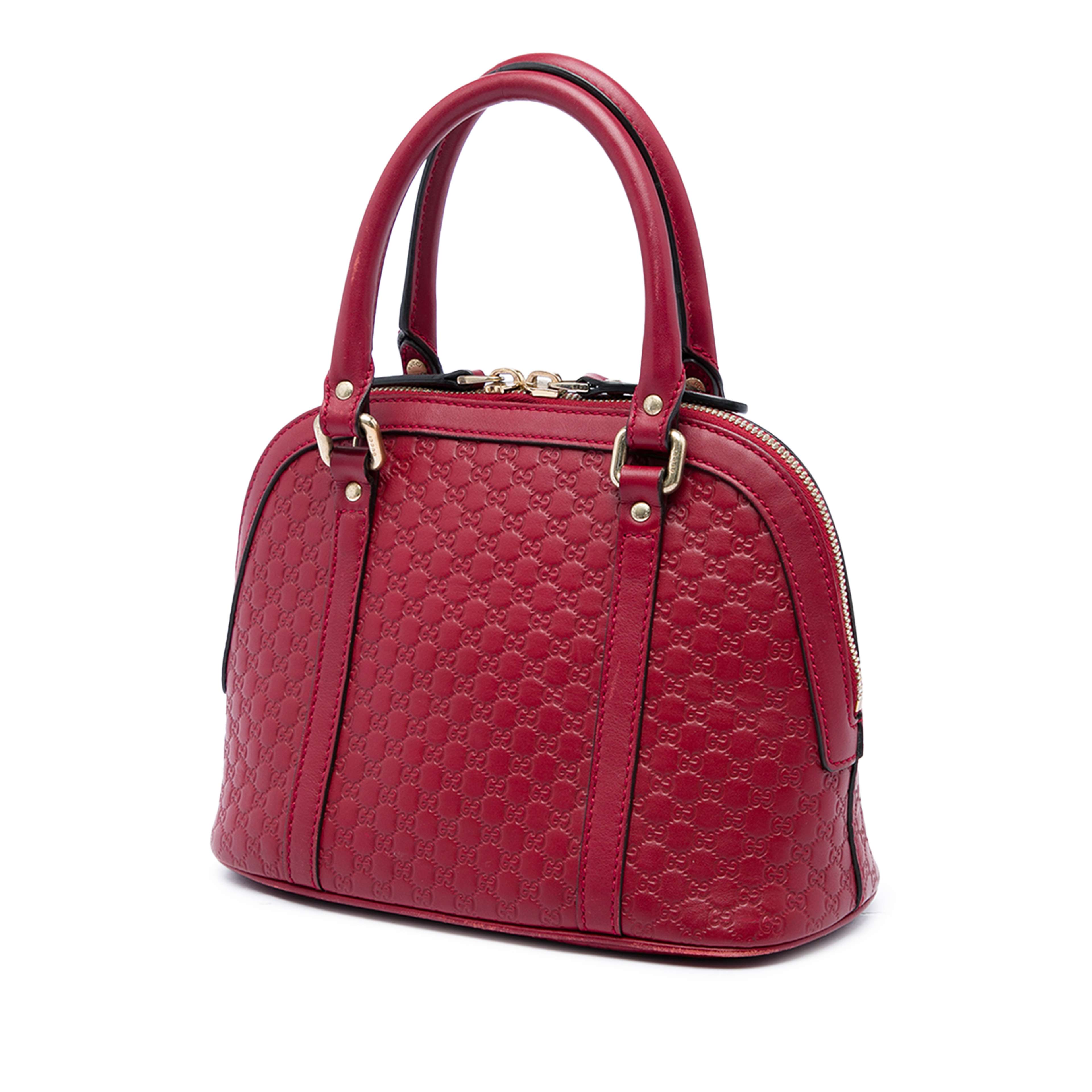 Gucci Mini Microguccissima Dome Satchel, från Luxclusif, i färgen röd. Klicka för att öppna bilden i stort format