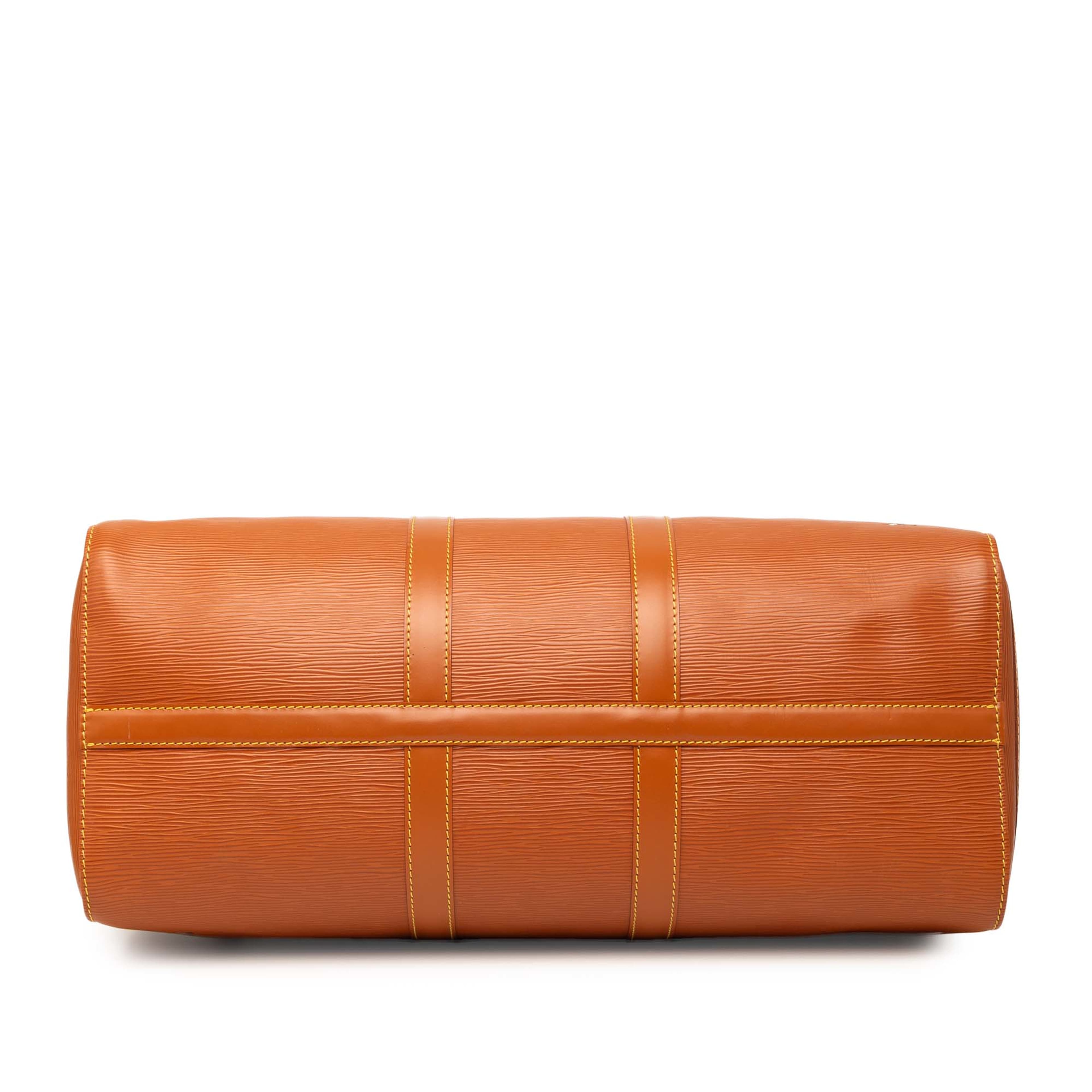 Louis Vuitton Epi Keepall 45, från Luxclusif, i färgen brown. Klicka för att öppna bilden i stort format