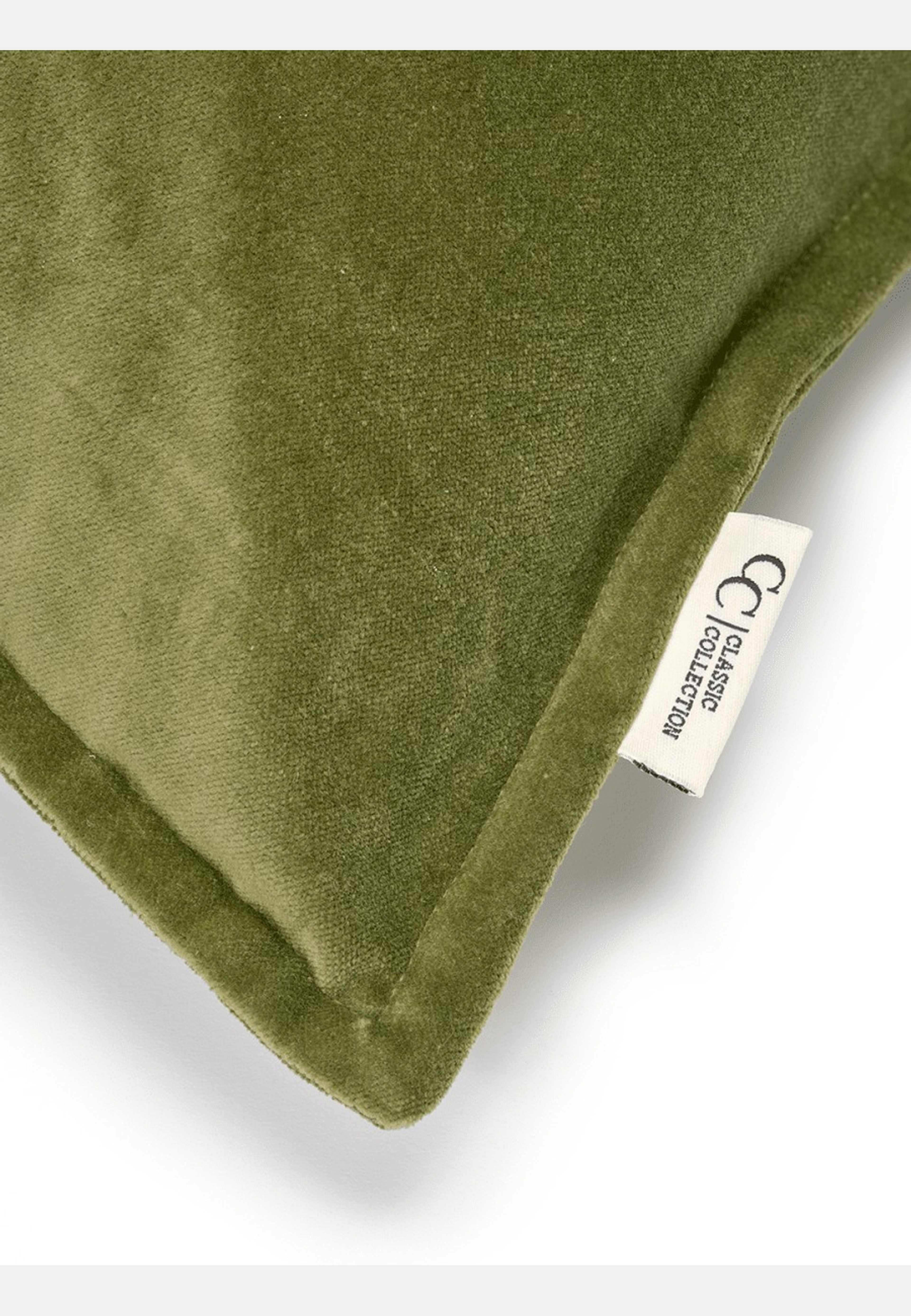 Classic Velvet, från Classic Collection, i färgen forrest green. Klicka för att öppna bilden i stort format