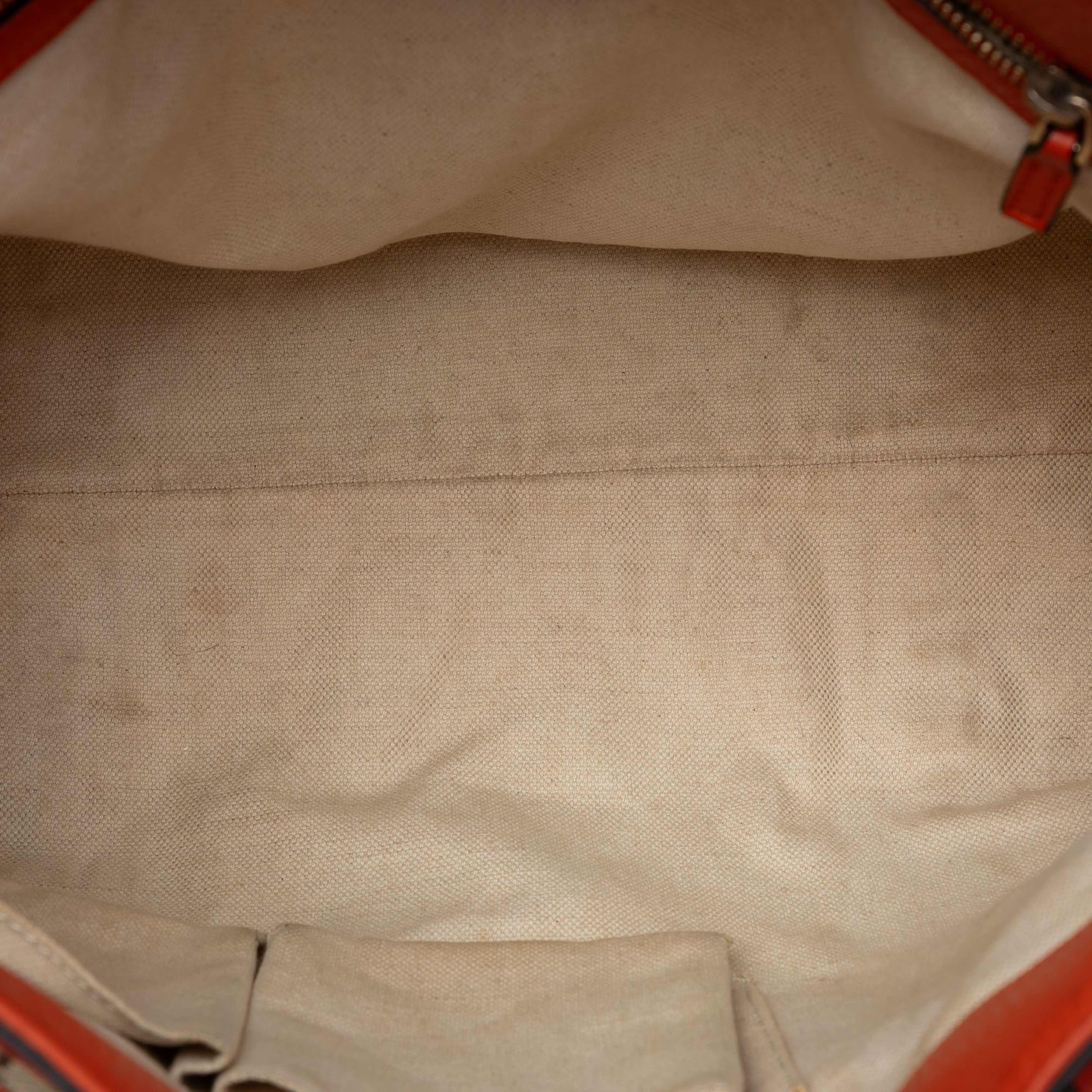 Gucci Gg Canvas Miss Gg Tote, från Luxclusif, i färgen beige. Klicka för att öppna bilden i stort format